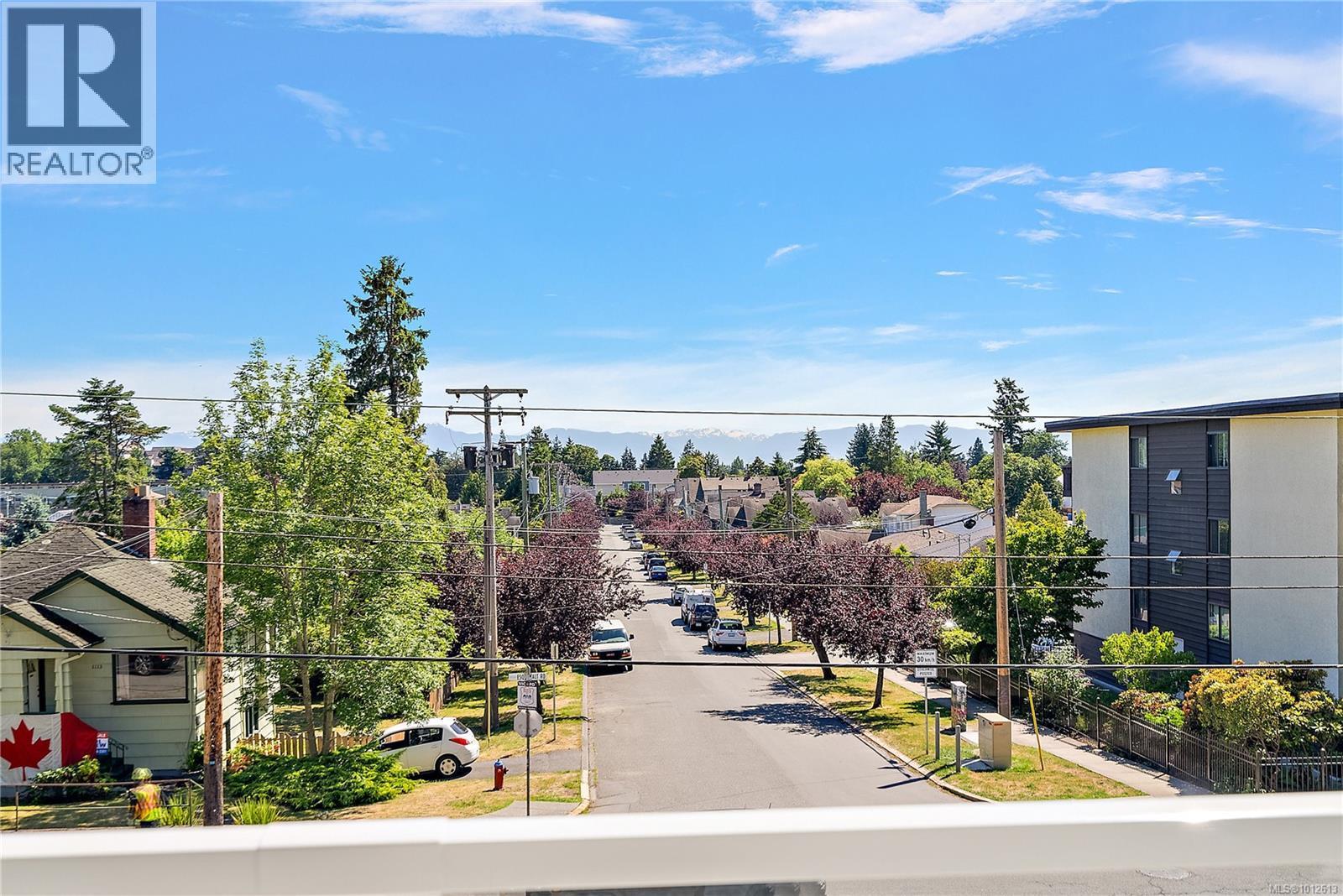 ESQUIMALT, British Columbia, V9A 3N4, CA, 3 Bedrooms Bedrooms, ,1 BathroomBathrooms,Residential,For Sale,1948533