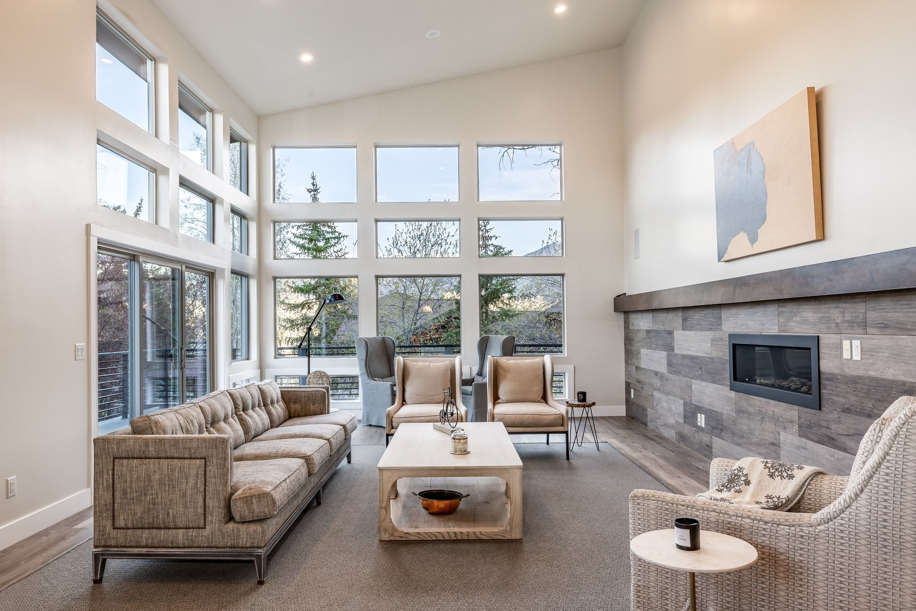  Light Filled Open Floor Plan with Great Outdoor Space - 物件實景