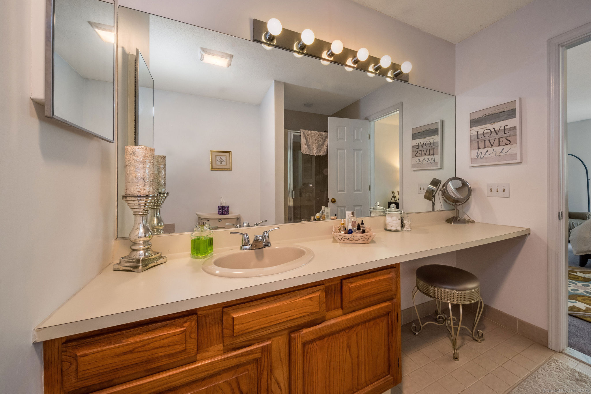 Madison, Connecticut, 06443, United States, 2 Bedrooms Bedrooms, ,2 BathroomsBathrooms,Residential,For Sale,1988022