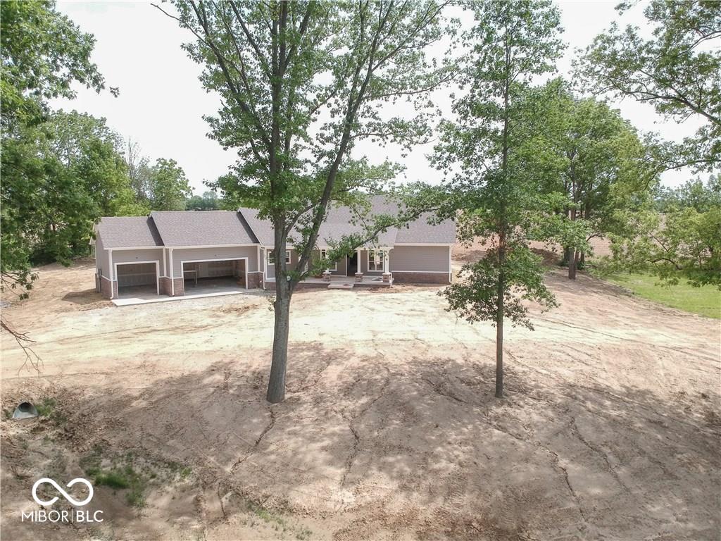 Greenwood, Indiana, 46143, United States, 3 Bedrooms Bedrooms, ,2 BathroomsBathrooms,Residential,For Sale,2049041