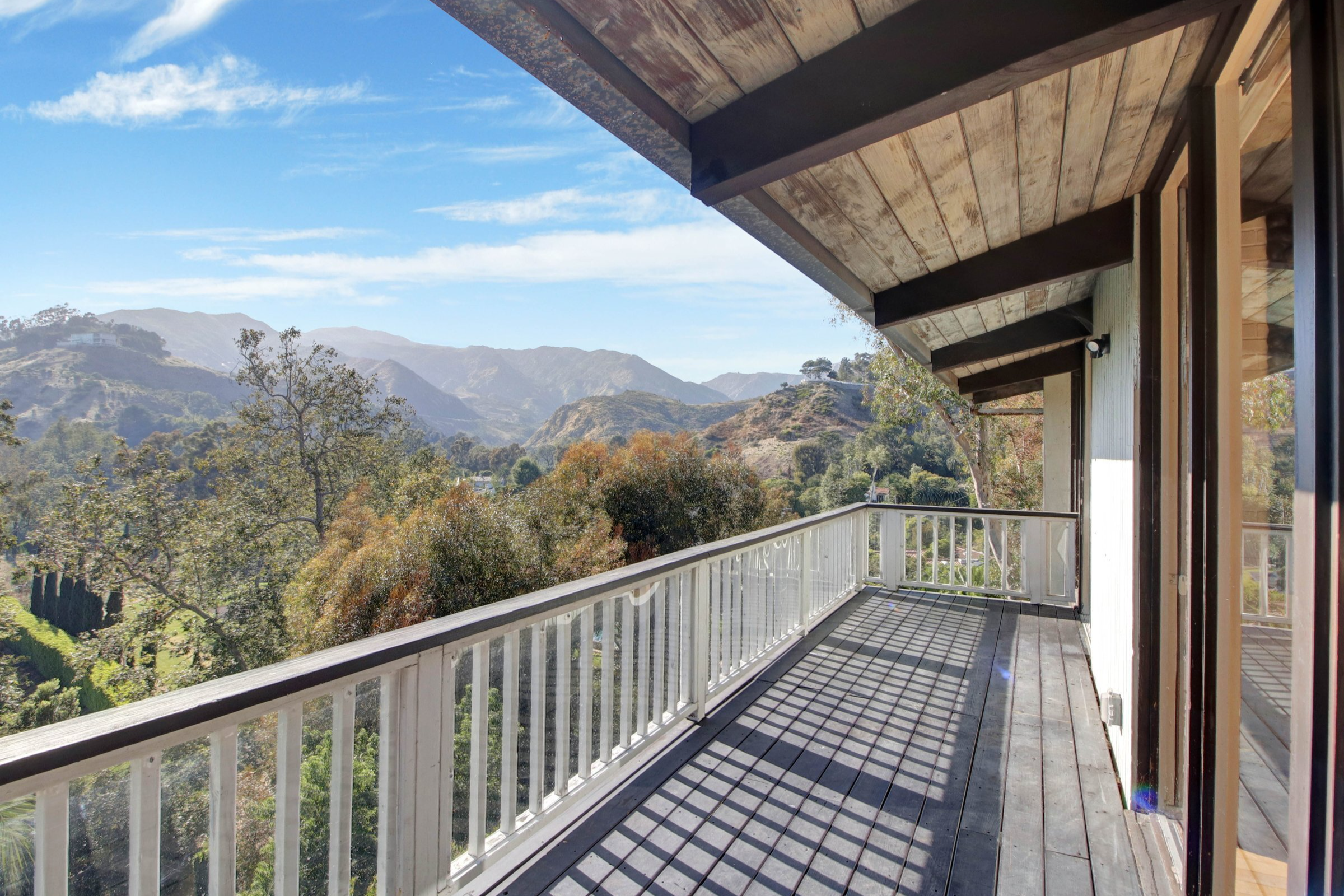  3557 Serra Road - 物件實景