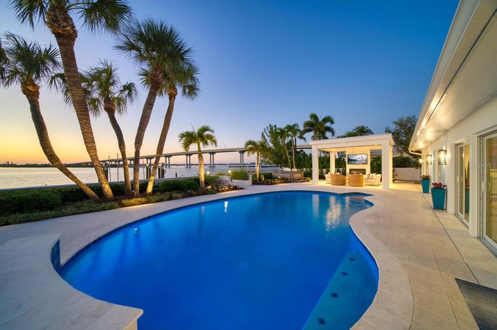 Largo, Florida, 33770, United States, 3 Bedrooms Bedrooms, ,4 BathroomsBathrooms,Residential,For Sale,1989168