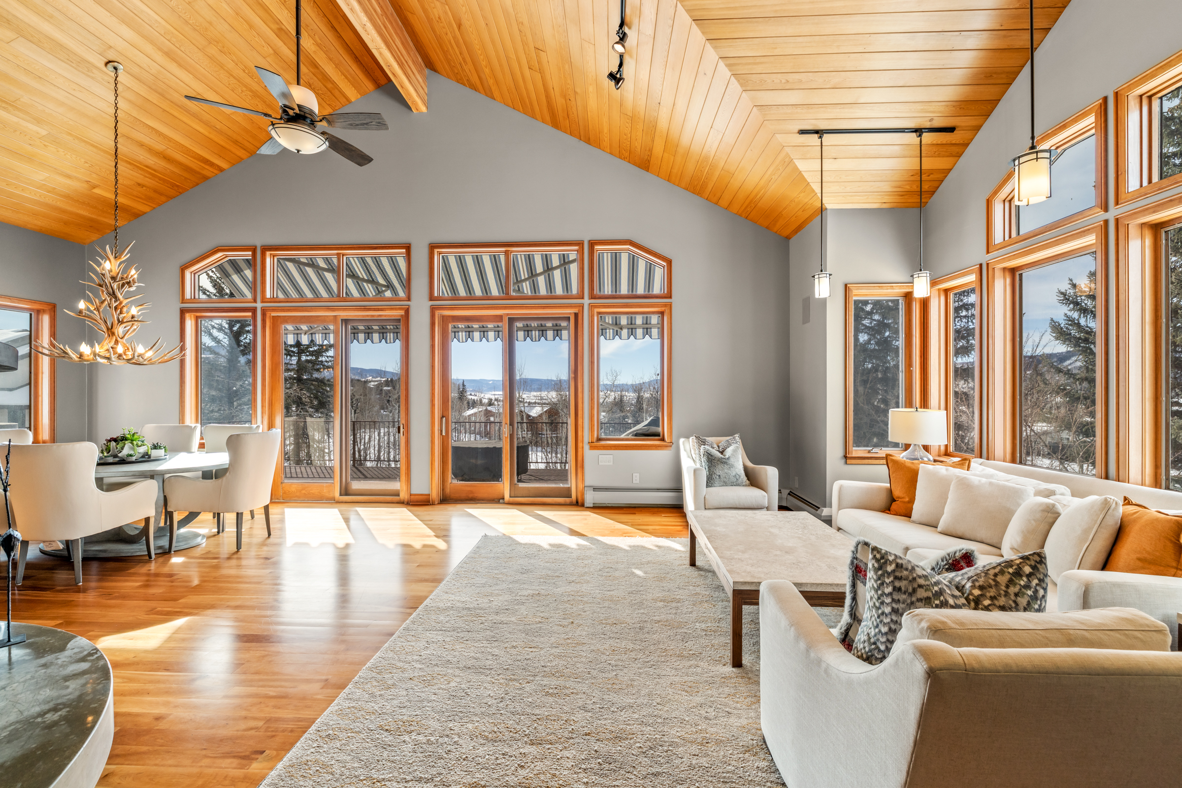  Luxury Rollingstone Fairway Estate - 物件實景