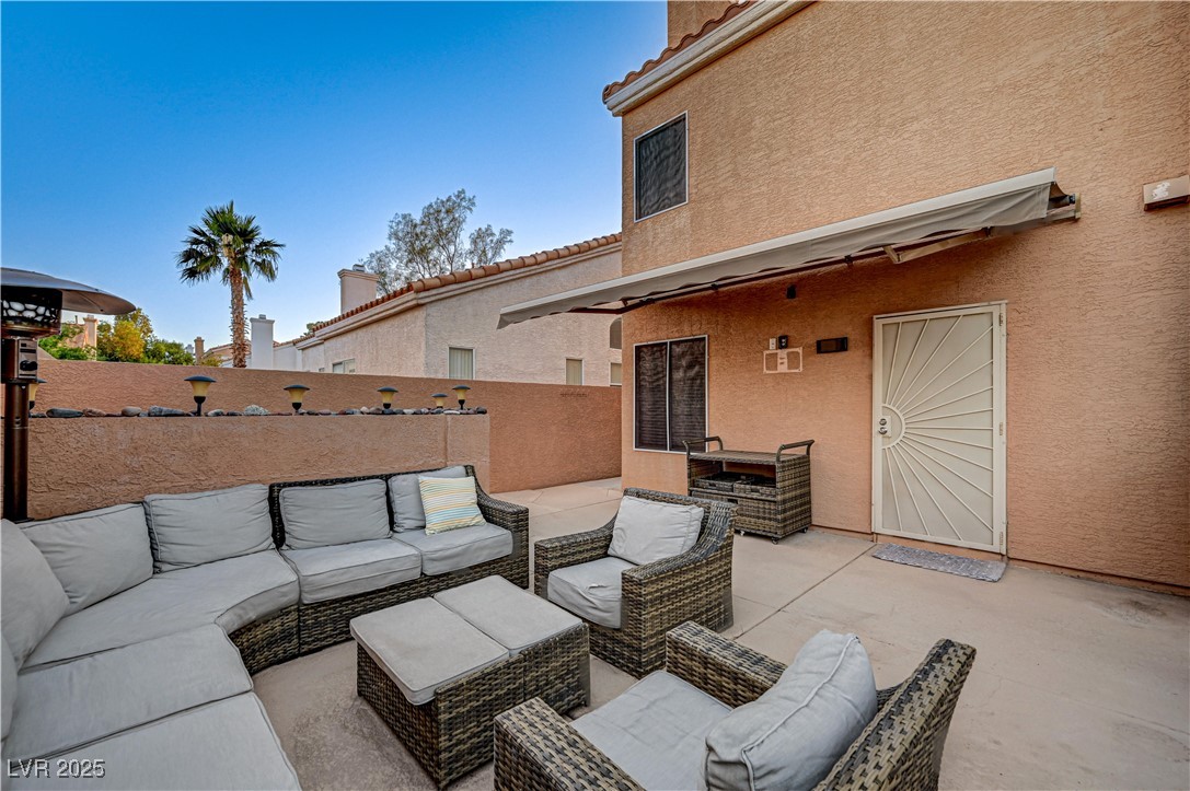 Las Vegas, Nevada, 89134, United States, 4 Bedrooms Bedrooms, ,3 BathroomsBathrooms,Residential,For Sale,1998518