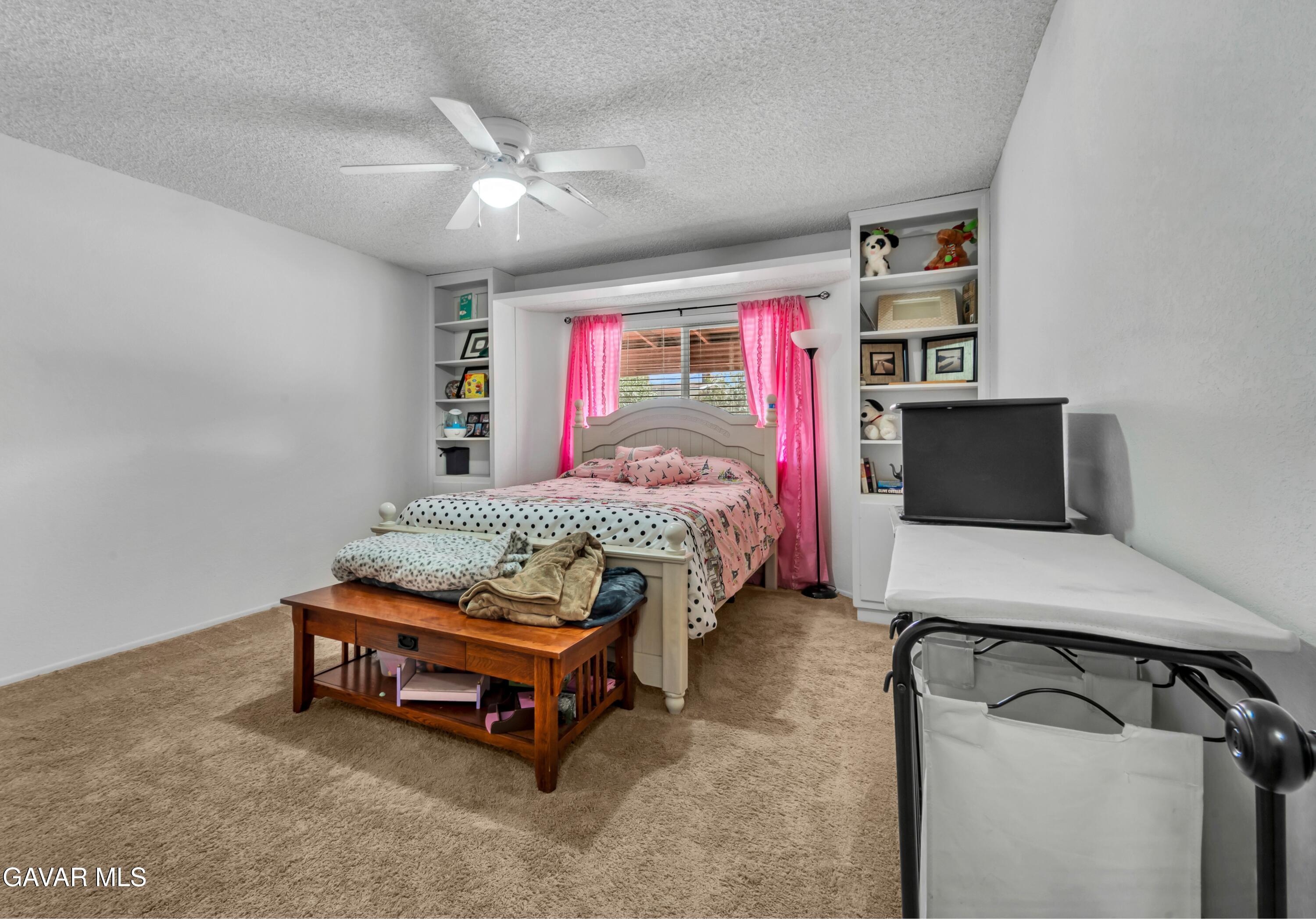 Pearblossom, California, 93553, United States, 4 Bedrooms Bedrooms, ,3 BathroomsBathrooms,Residential,For Sale,1971621