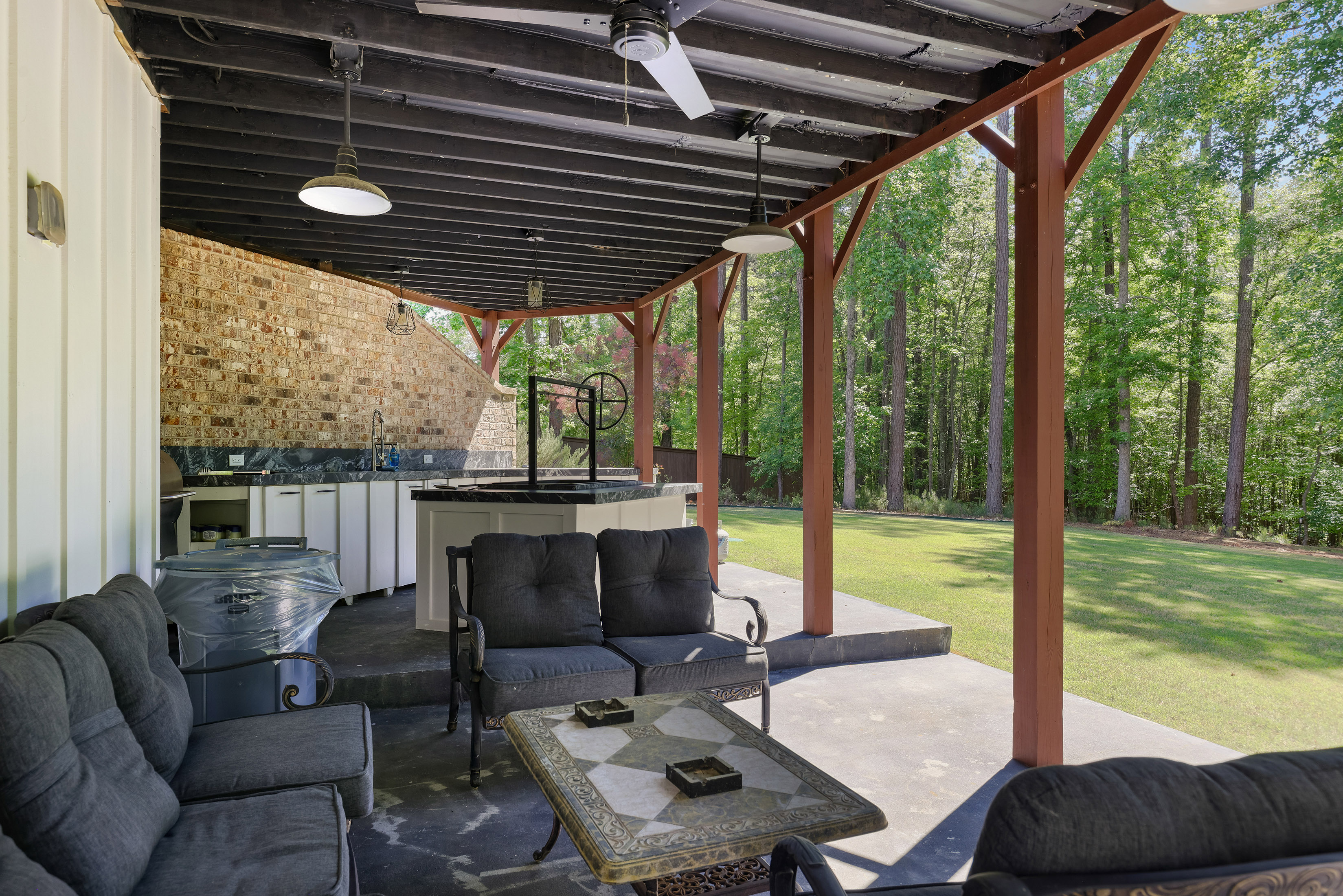  Premier West Cobb Estate Backing to Protected Acreage - 物件實景
