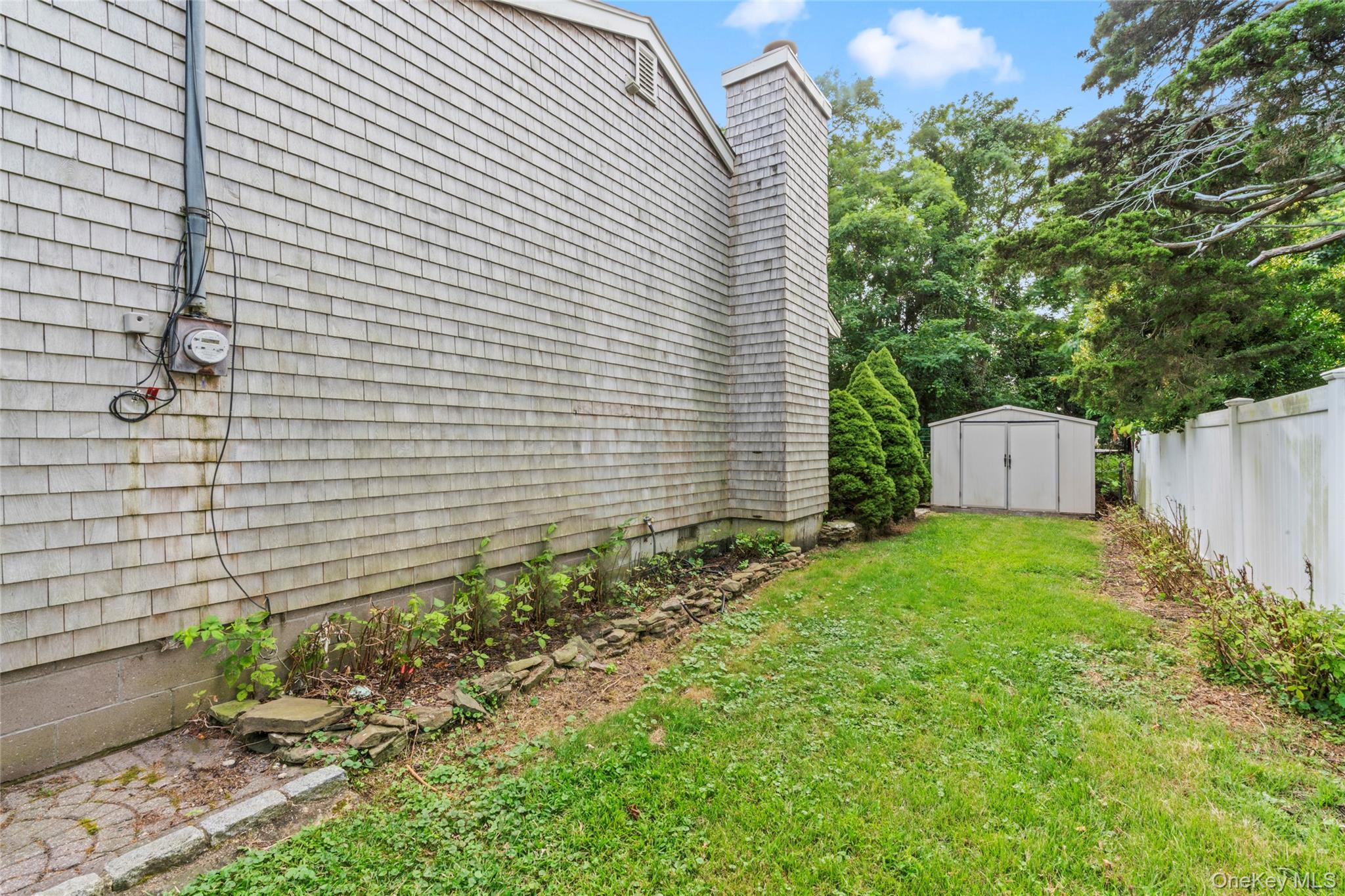 East Patchogue, New York, 11772, United States, 3 Bedrooms Bedrooms, ,2 BathroomsBathrooms,Residential,For Sale,1902442