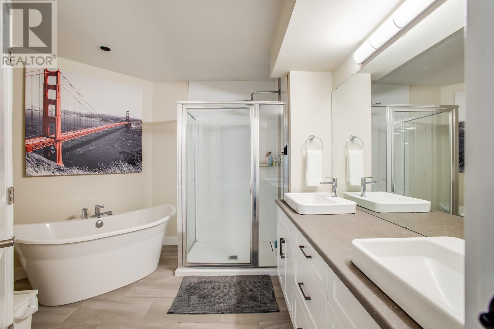 LAKE COUNTRY, British Columbia, V4V 1H8, CA, 4 Bedrooms Bedrooms, ,2 BathroomsBathrooms,Residential,For Sale,1906166