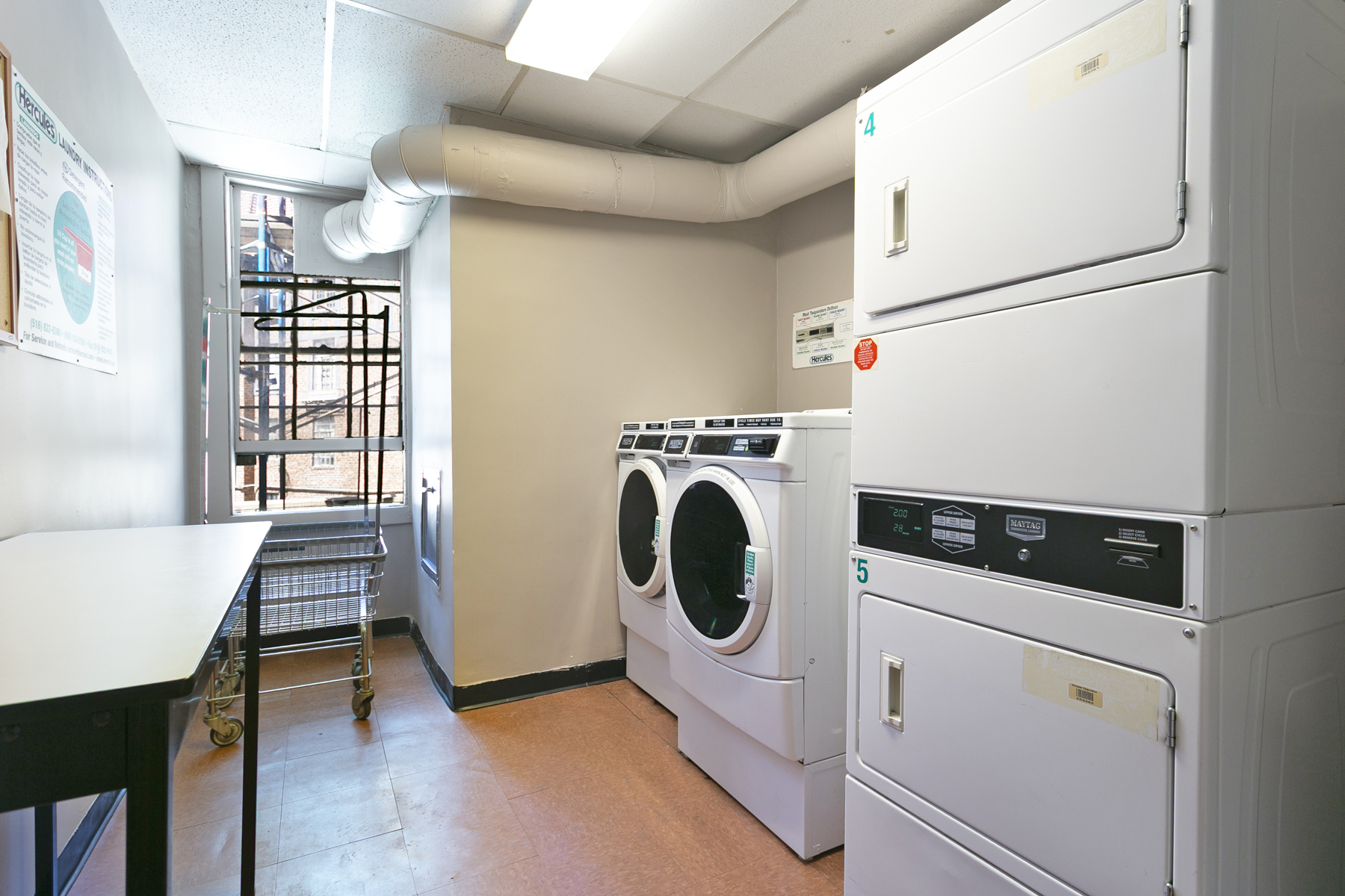  ?EXCEPTIONAL RENOVATED STUDIO WITH TERRACE IN FOREST HIILLS GARDENS? - 物件實景
