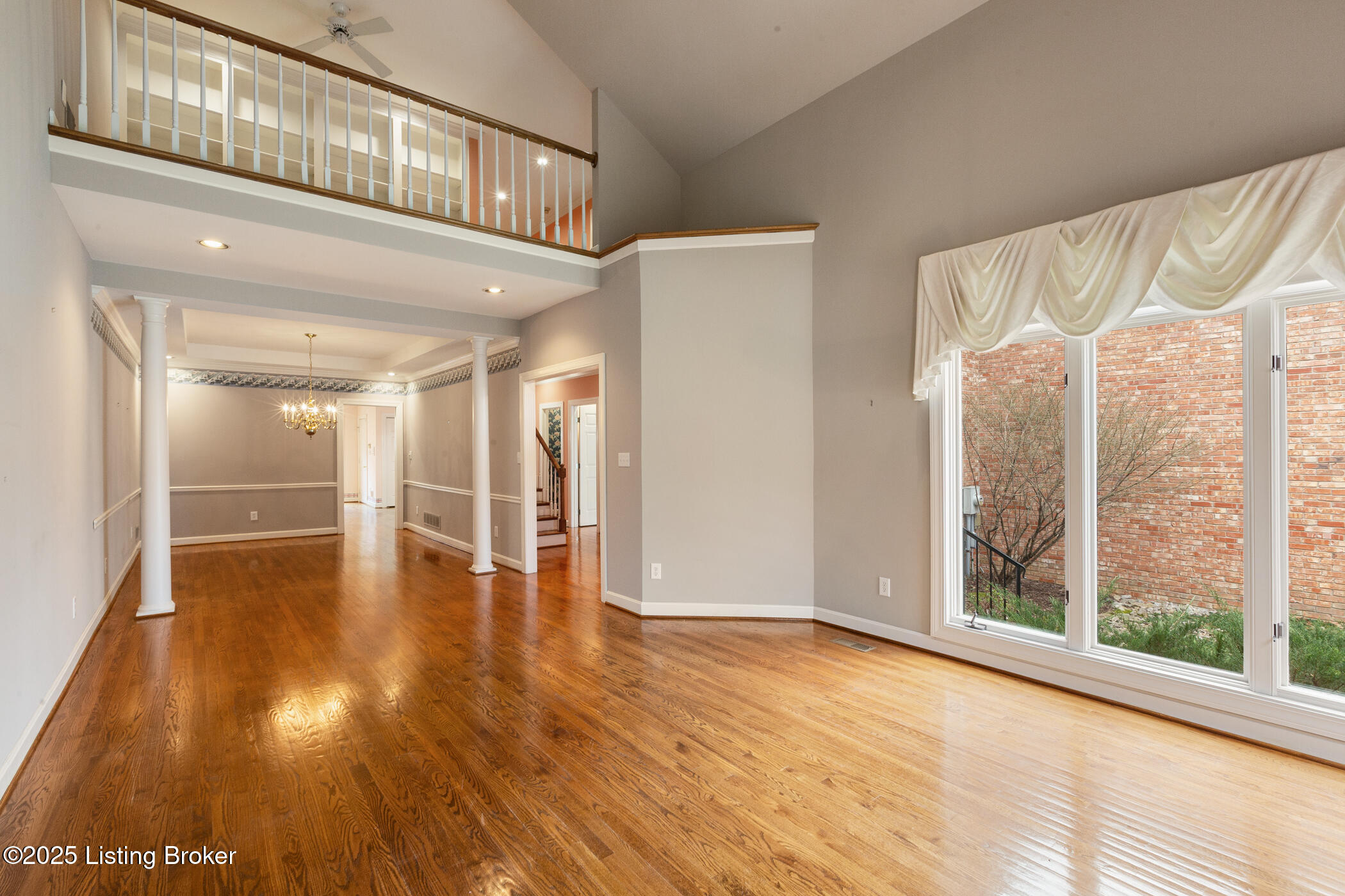 Prospect, Kentucky, 40059, United States, 3 Bedrooms Bedrooms, ,4 BathroomsBathrooms,Residential,For Sale,1754796