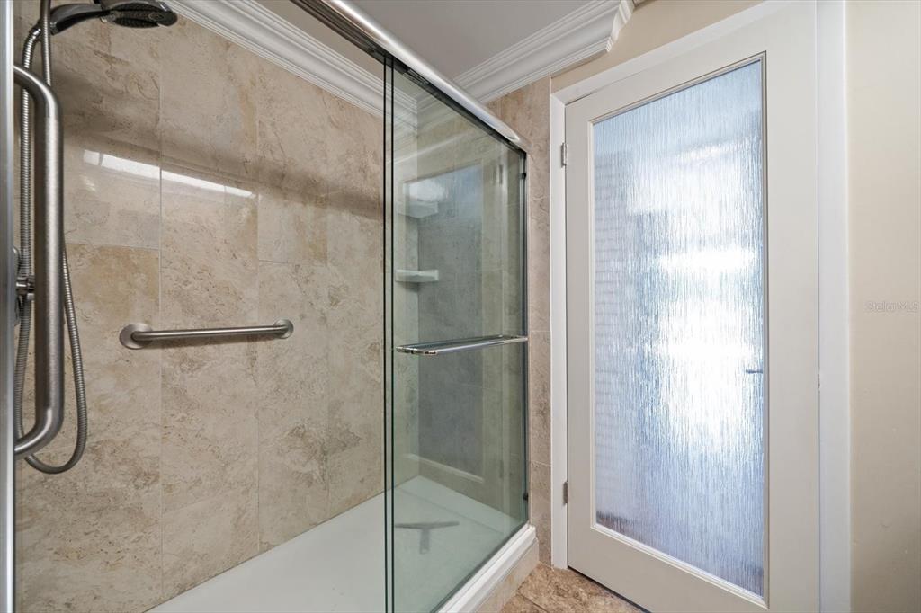 Belleair, Florida, 33756, United States, 2 Bedrooms Bedrooms, ,2 BathroomsBathrooms,Residential,For Sale,1993557