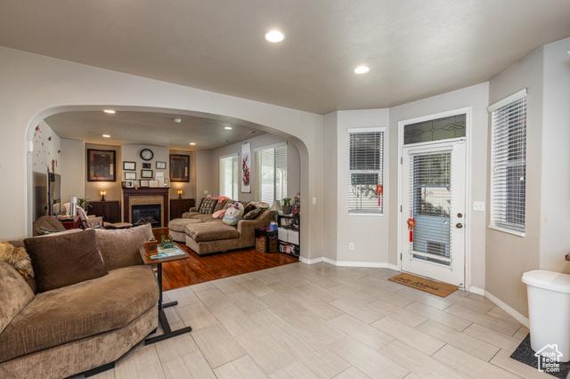 North Salt Lake, Utah, 84054, United States, 5 Bedrooms Bedrooms, ,3 BathroomsBathrooms,Residential,For Sale,1980632