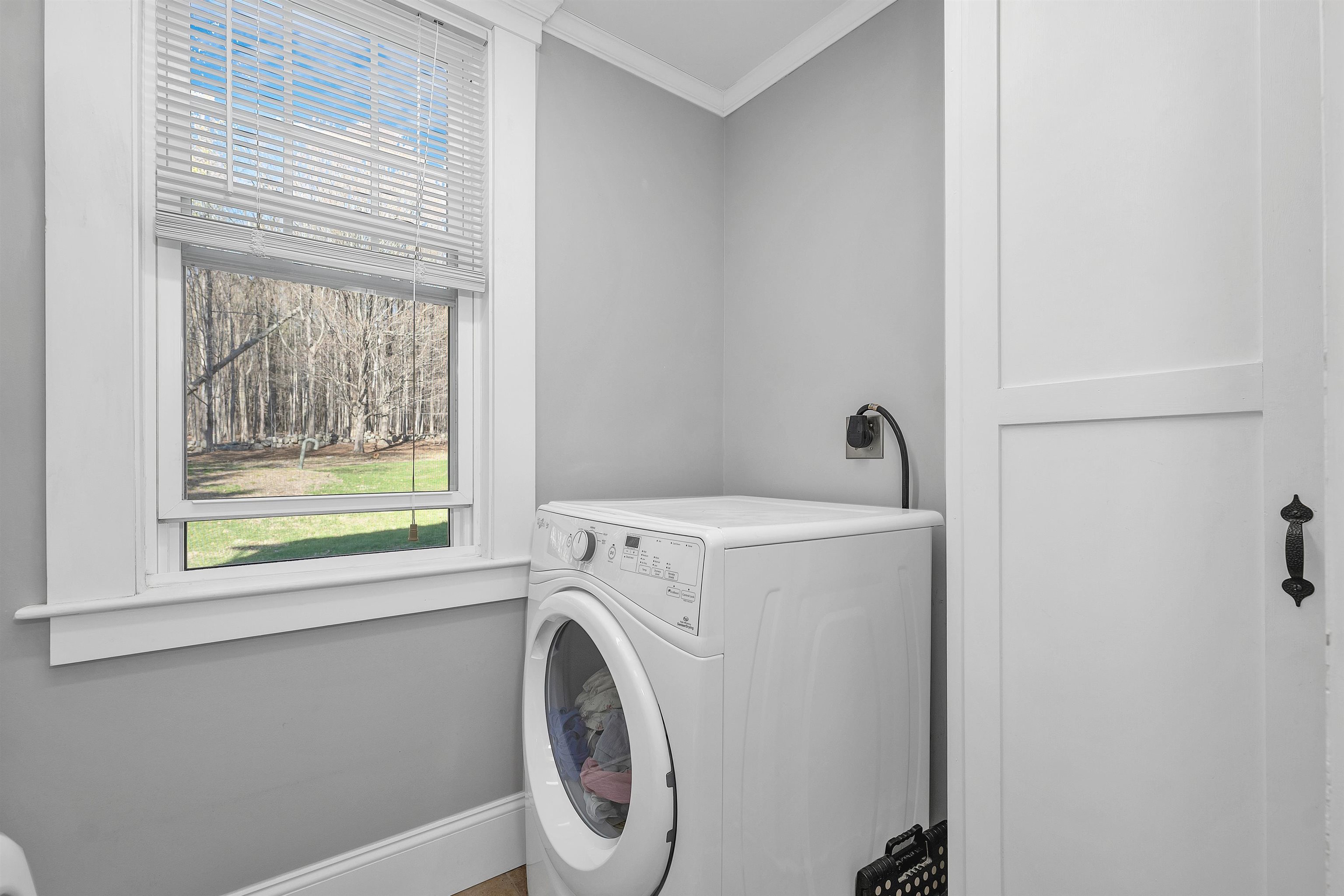 Meredith, New Hampshire, 03253, United States, 3 Bedrooms Bedrooms, ,2 BathroomsBathrooms,Residential,For Sale,1793827