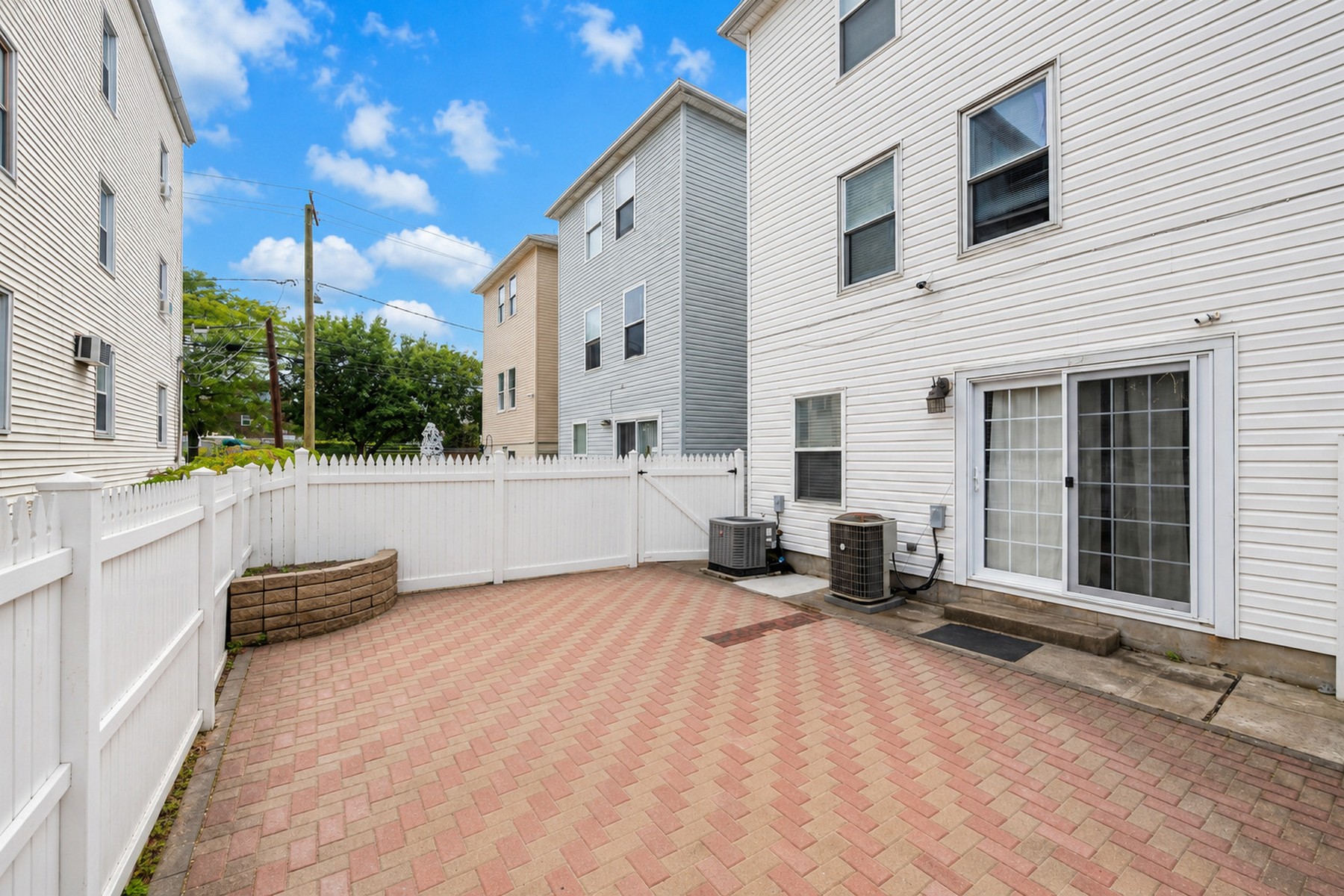  149 Hobart Avenue, Bayonne, NJ 07002 - 物件實景