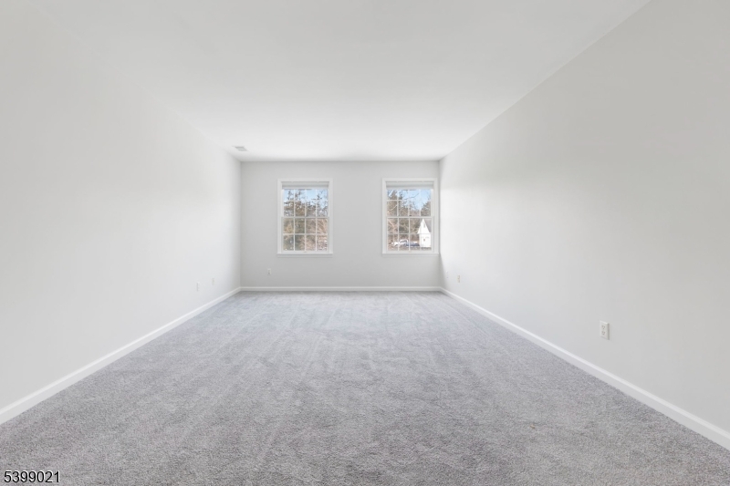 Lafayette Twp., New Jersey, 07848, United States, 5 Bedrooms Bedrooms, ,4 BathroomsBathrooms,Residential,For Sale,2003024