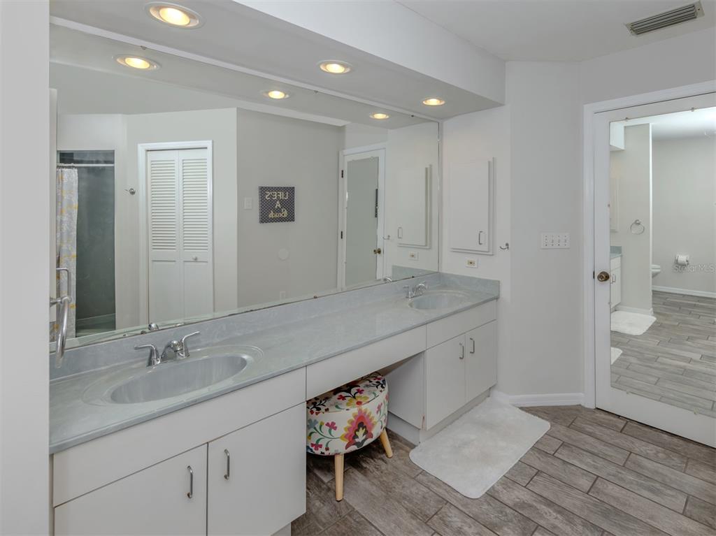 Venice, Florida, 34285, United States, 3 Bedrooms Bedrooms, ,2 BathroomsBathrooms,Residential,For Sale,2000610