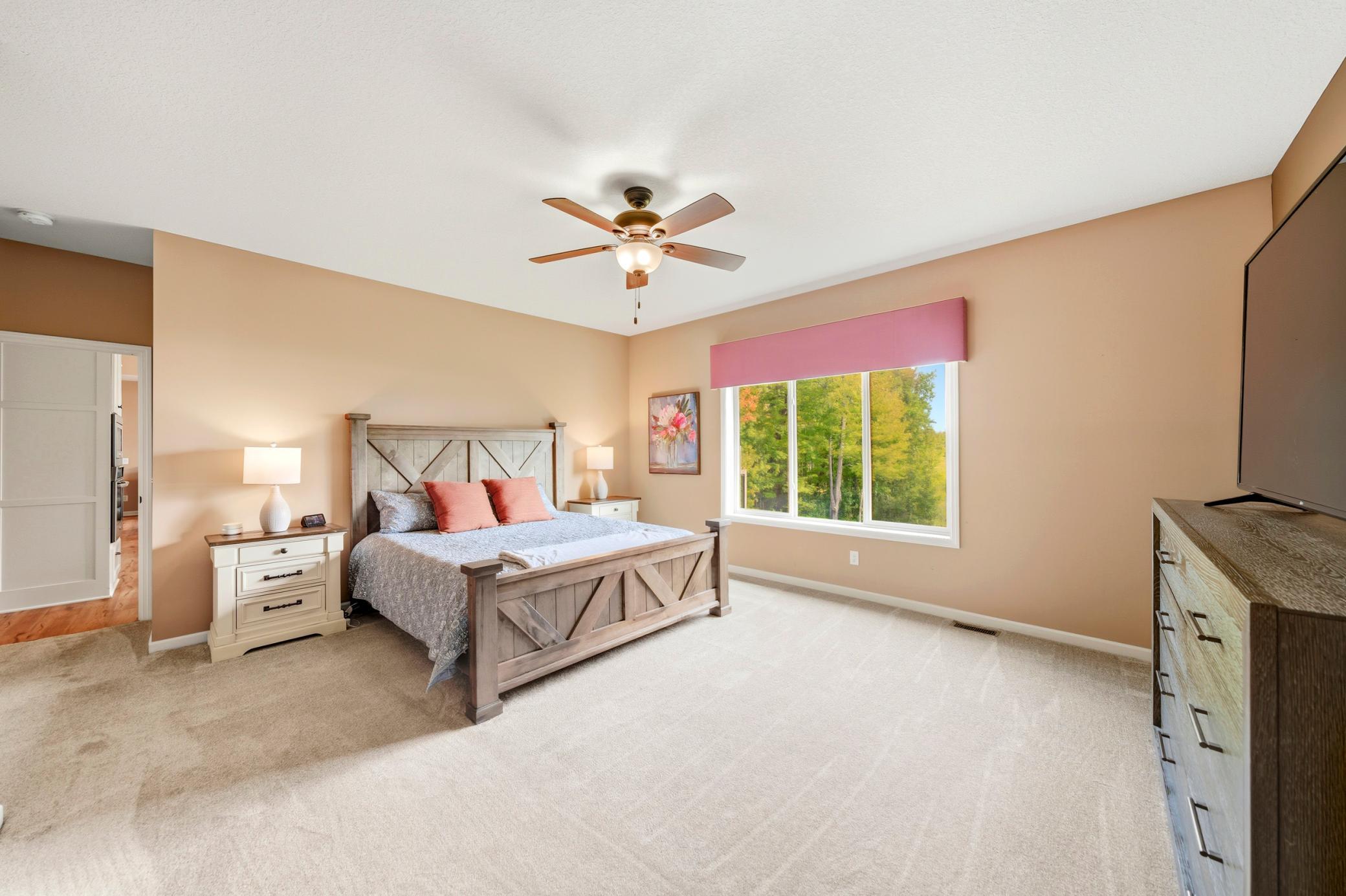 Cambridge, Minnesota, 55008, United States, 4 Bedrooms Bedrooms, ,1 BathroomBathrooms,Residential,For Sale,1963119