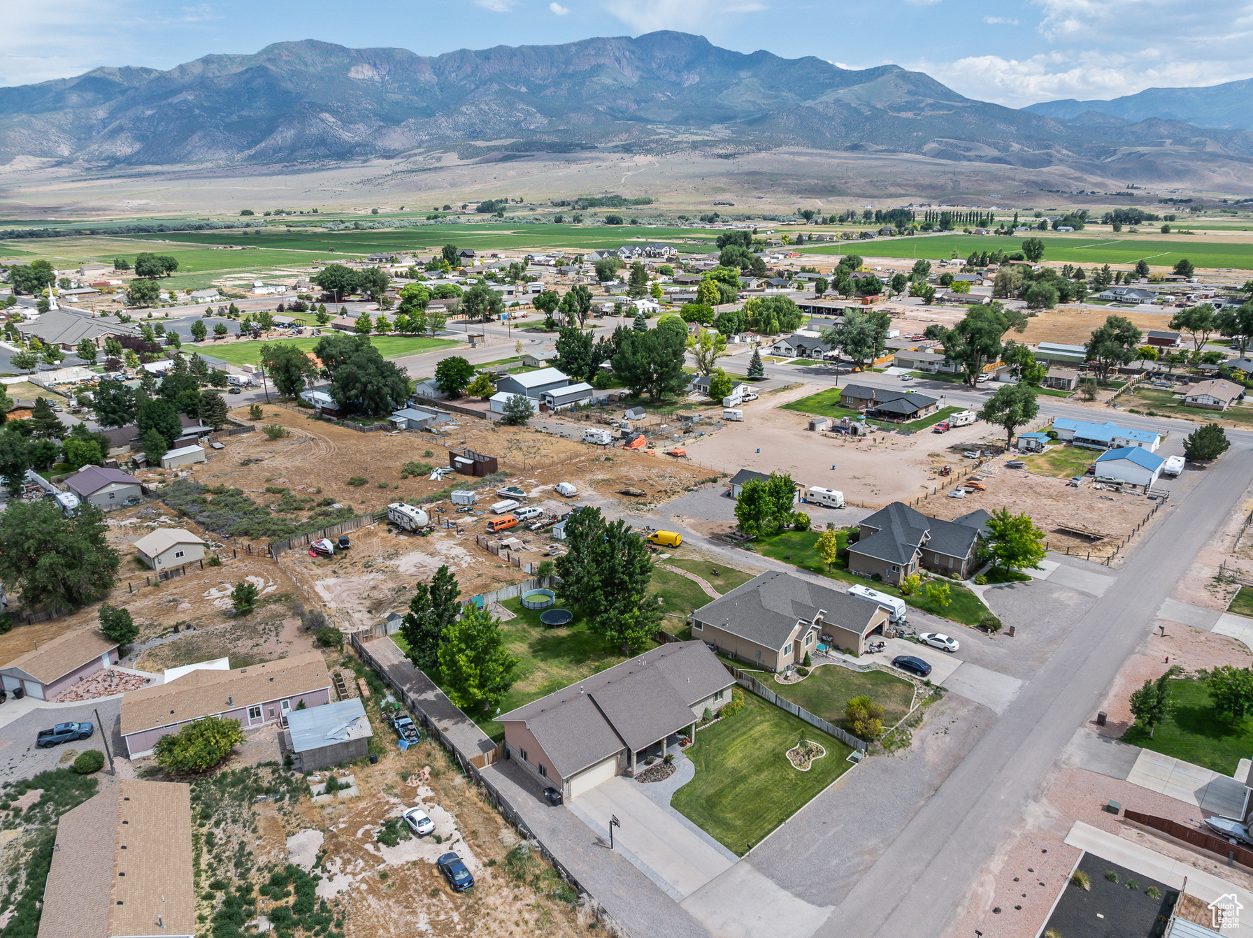 CENTRAL VALLEY, Utah, 84754, United States, 4 Bedrooms Bedrooms, ,3 BathroomsBathrooms,Residential,For Sale,1877350