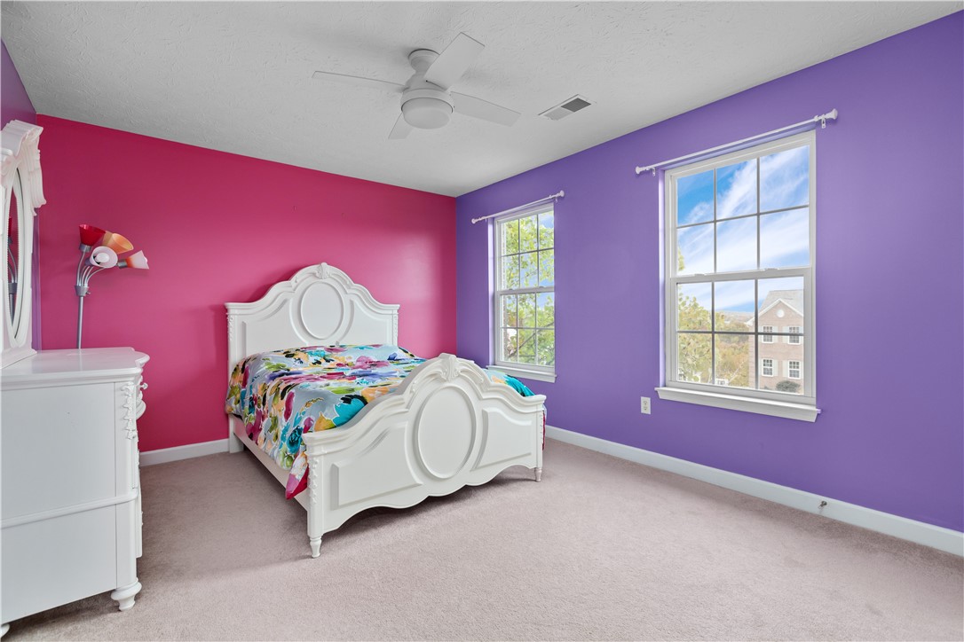 512 Madison Dr, Gibsonia, Pennsylvania, 15044, United States, 4 Bedrooms Bedrooms, ,4 BathroomsBathrooms,Residential,For Sale,512 Madison Dr ,1672528