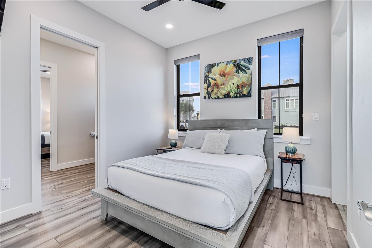 Port Aransas, Texas, 78373, United States, 3 Bedrooms Bedrooms, ,3 BathroomsBathrooms,Residential,For Sale,1979271