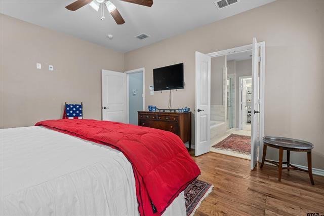Lindale, Texas, 75771, United States, 3 Bedrooms Bedrooms, ,2 BathroomsBathrooms,Residential,For Sale,2019354