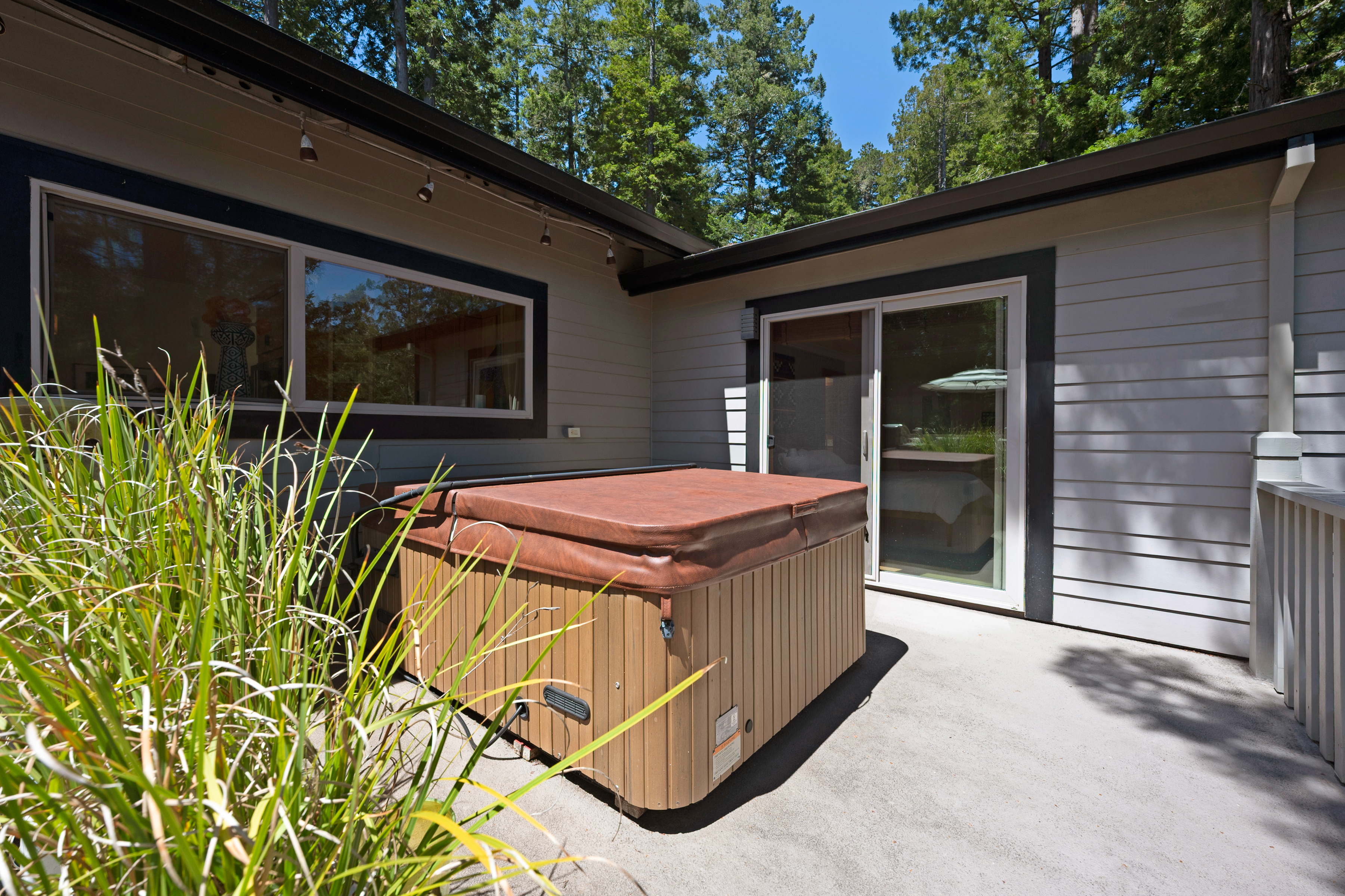  21995-21997 Ansel Court, Jenner, CA 95450 - 物件實景