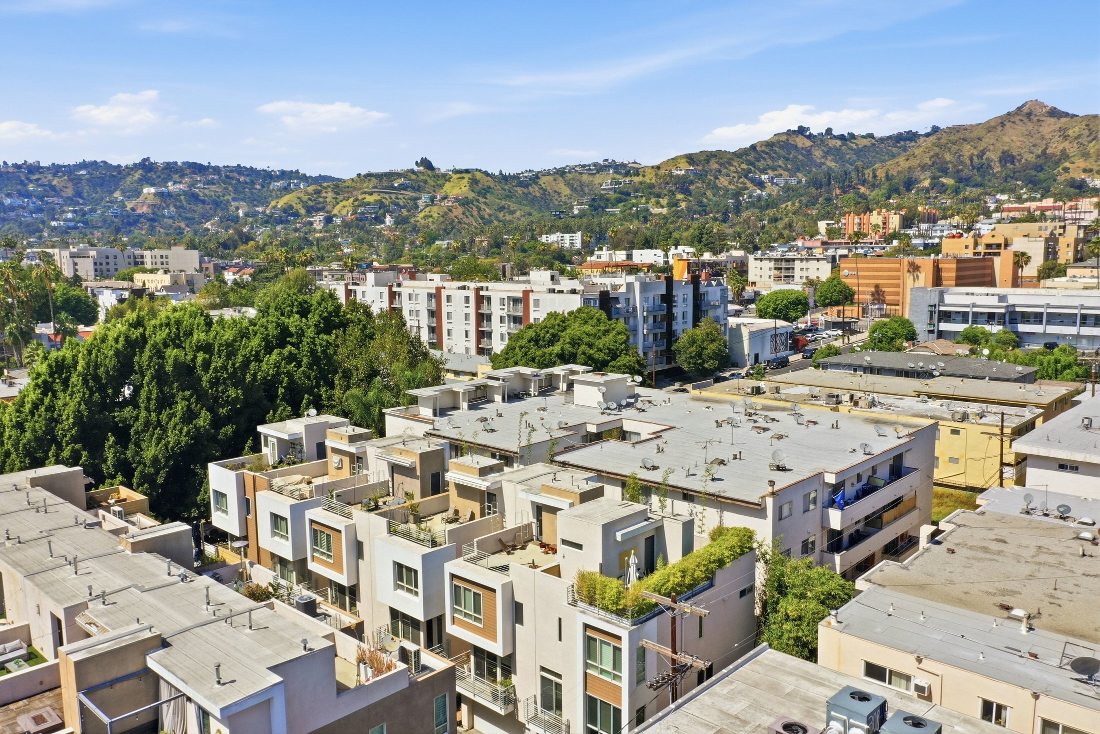  1400 North Fuller Avenue - 物件實景