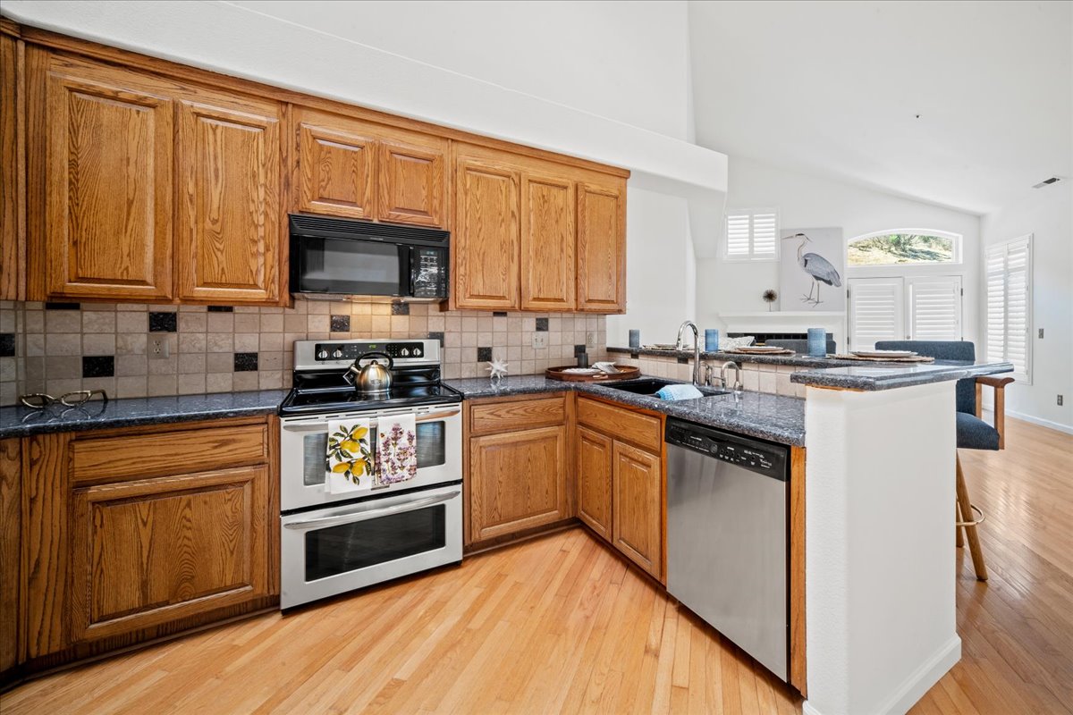 Salinas, California, 93908, United States, 3 Bedrooms Bedrooms, ,2 BathroomsBathrooms,Residential,For Sale,1914663
