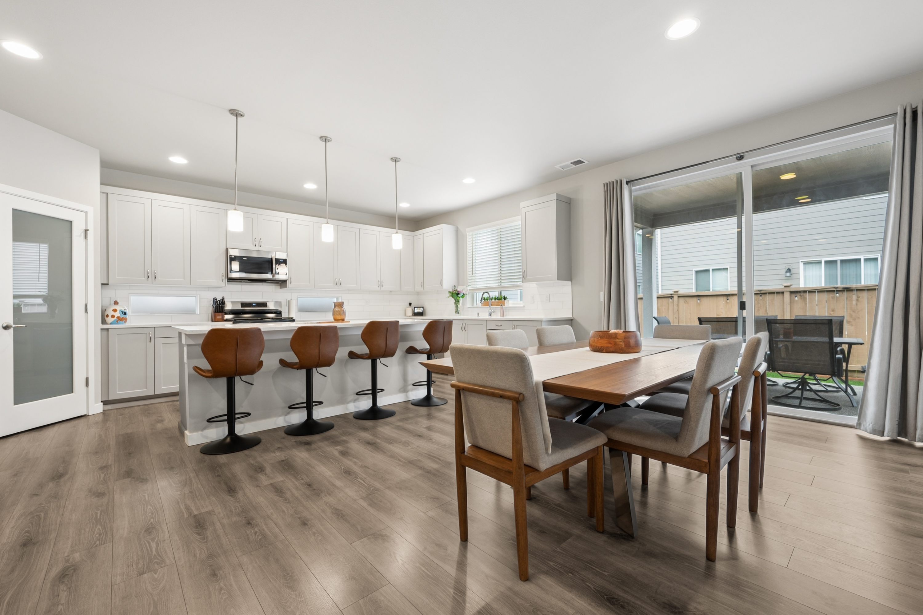  16205 8th Ave E, Spanaway, WA 98387 - 物件實景