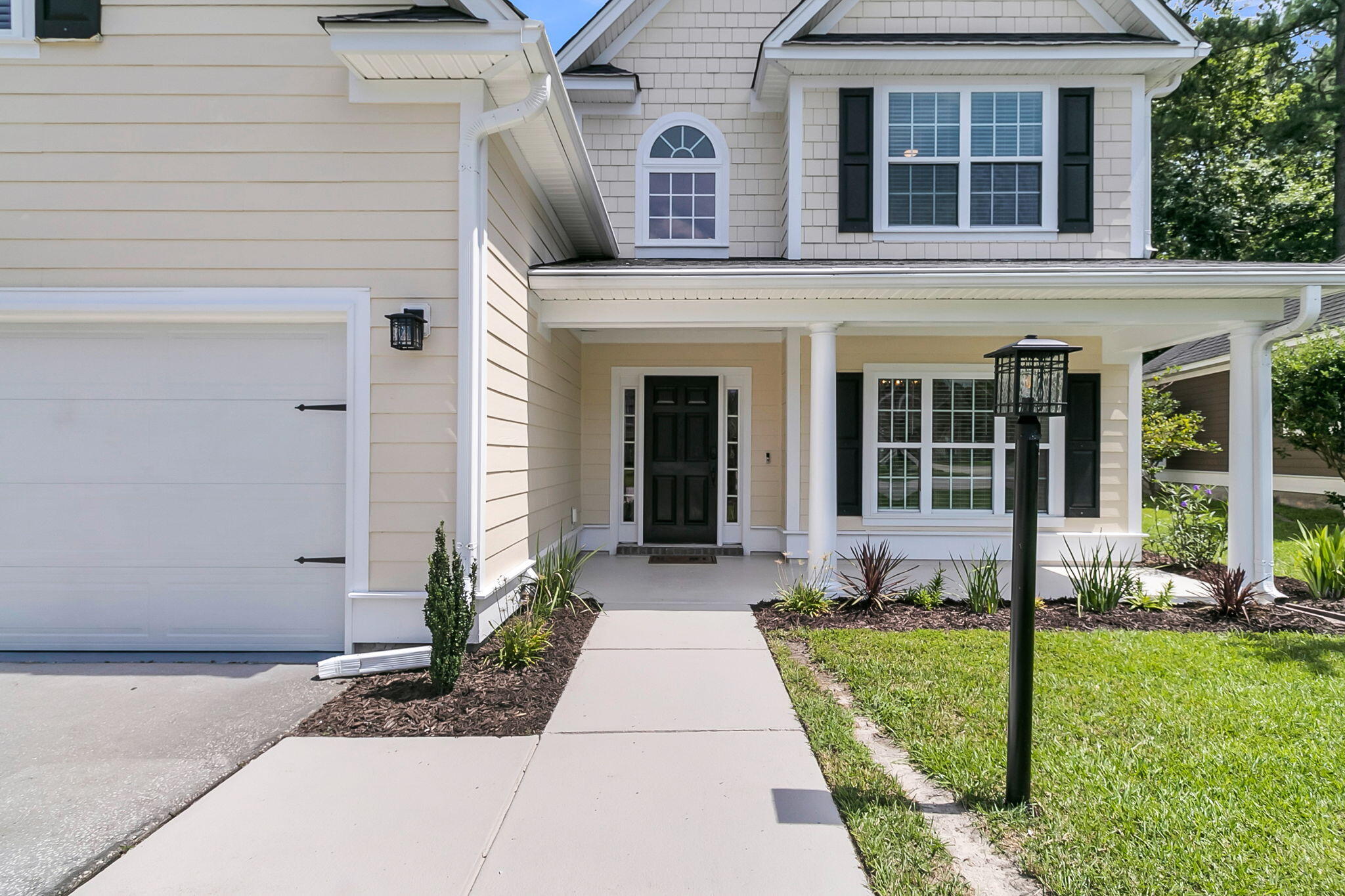 North Charleston, South Carolina, 29420, United States, 5 Bedrooms Bedrooms, ,4 BathroomsBathrooms,Residential,For Sale,1899453