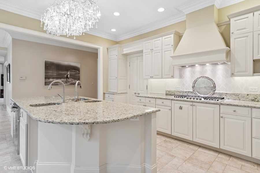 Wayne, Illinois, 60184, United States, 5 Bedrooms Bedrooms, ,7 BathroomsBathrooms,Residential,For Sale,2006495