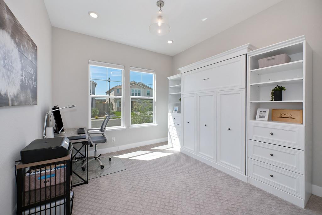 Roseville, California, 95747, United States, 4 Bedrooms Bedrooms, ,4 BathroomsBathrooms,Residential,For Sale,1927249