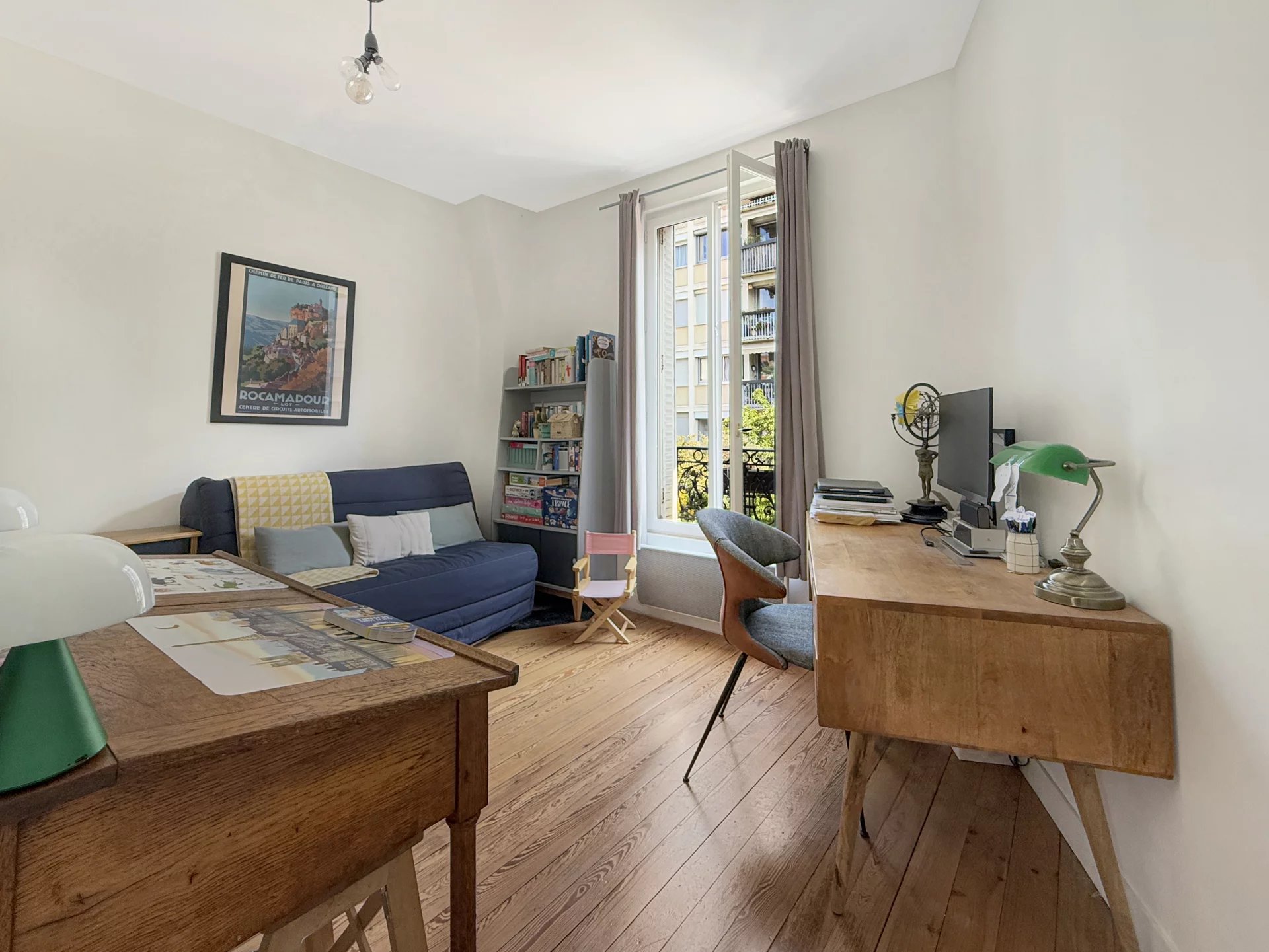 Suresnes, Île-de-France, 92150, FR, 4 Bedrooms Bedrooms, ,4 BathroomsBathrooms,Residential,For Sale,1934401