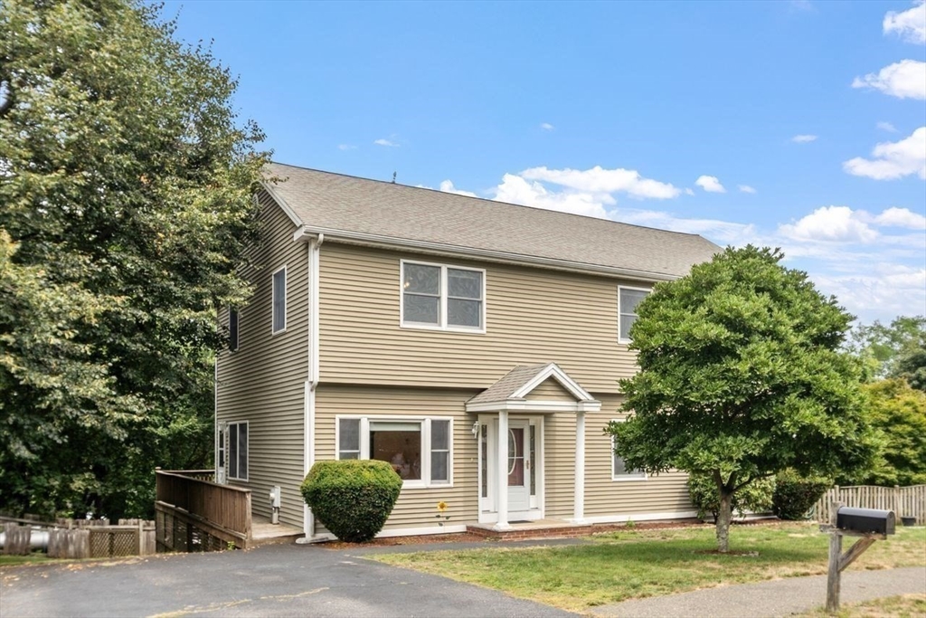 Peabody, Massachusetts, 01960, United States, 5 Bedrooms Bedrooms, ,4 BathroomsBathrooms,Residential,For Sale,1913730
