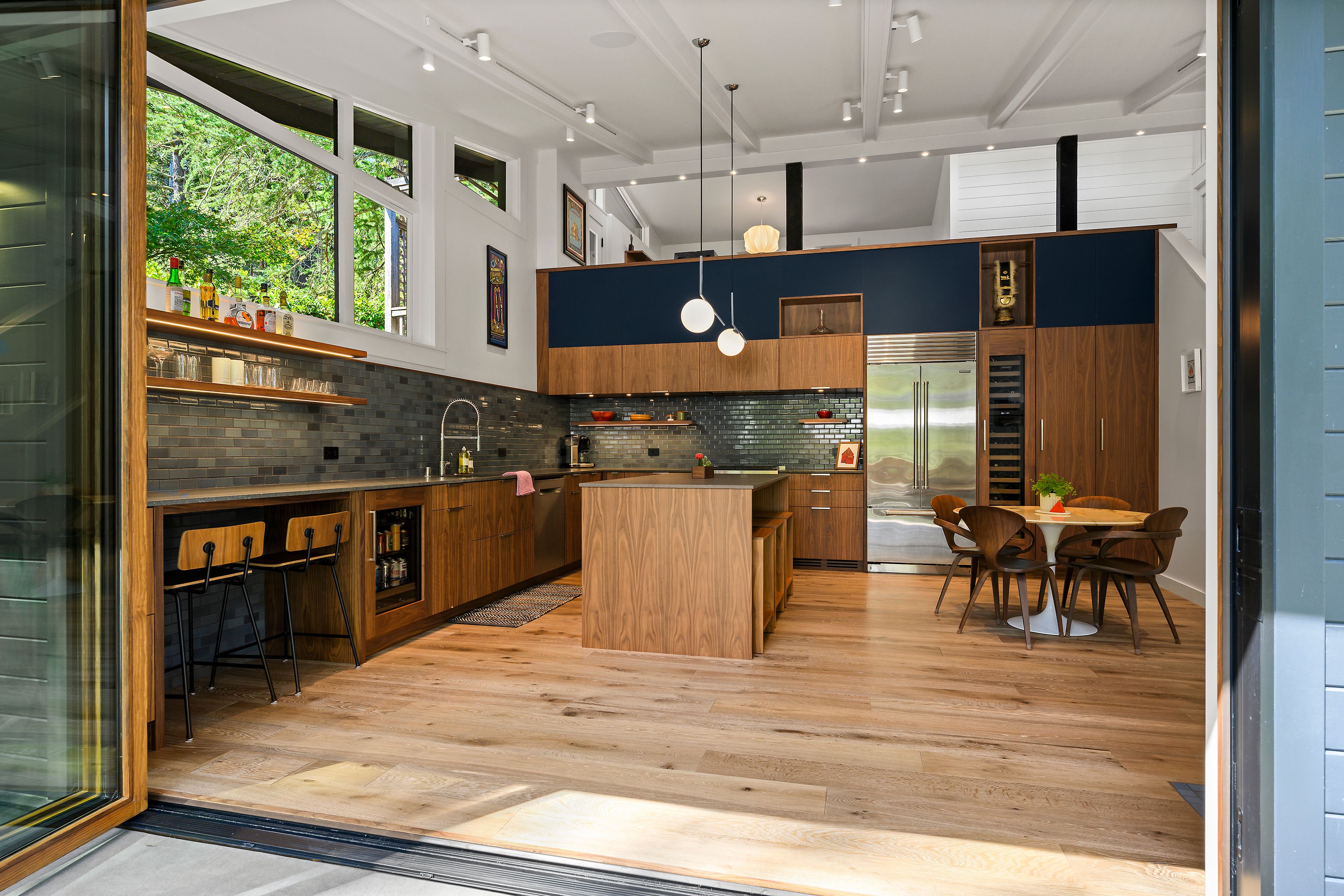  Showstopper Home in Murray Park - 物件實景