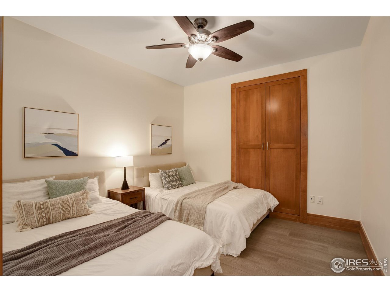 Boulder, Colorado, 80302, United States, 2 Bedrooms Bedrooms, ,2 BathroomsBathrooms,Residential,For Sale,1992797