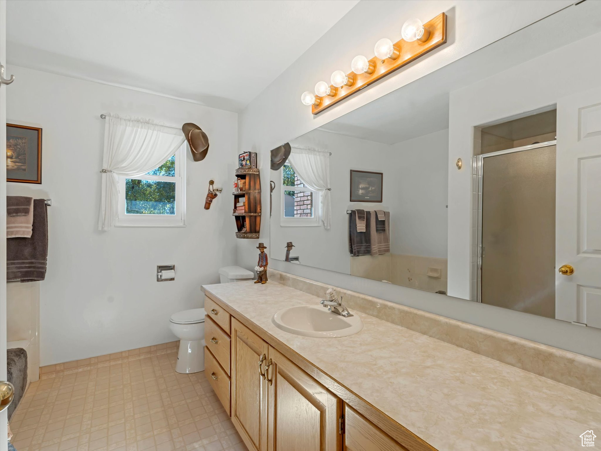 Liberty, Utah, 84310, United States, 4 Bedrooms Bedrooms, ,3 BathroomsBathrooms,Residential,For Sale,1989543