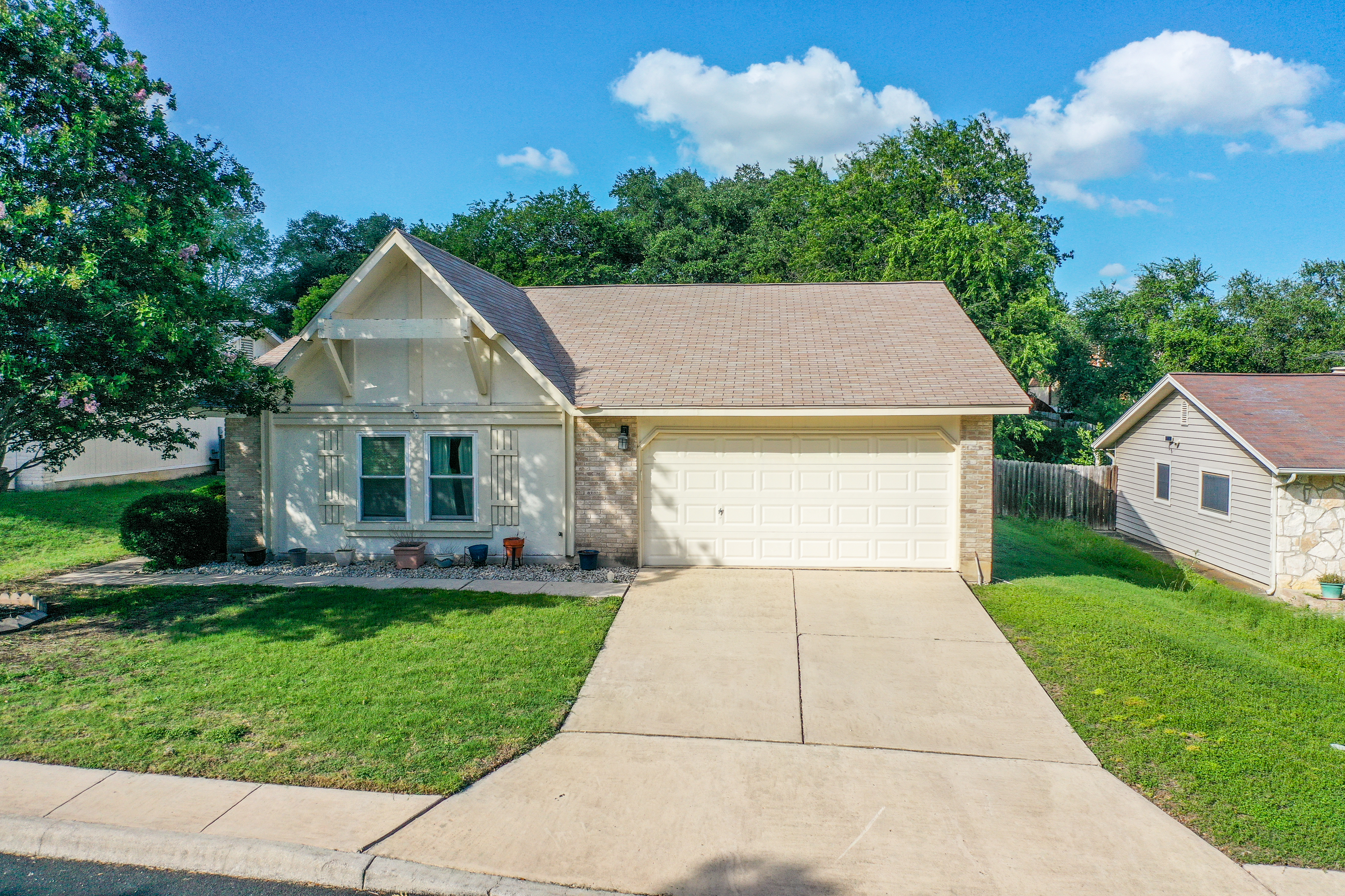  7111 Comanche Ridge Drive, Converse, TX, 78109 - 物件實景