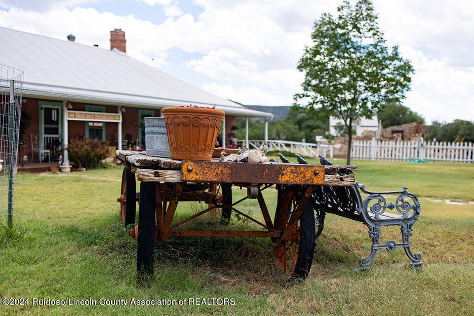 Lincoln, New Mexico, 88338, United States, 7 Bedrooms Bedrooms, ,9 BathroomsBathrooms,Residential,For Sale,1974977