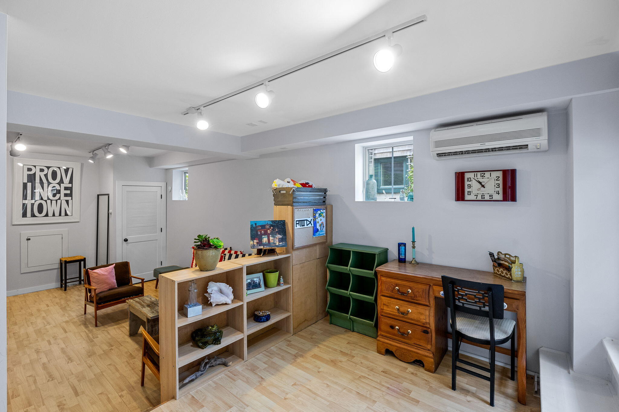  West End Surprise: Four Levels of Space, Style, and Flexibility - 物件實景