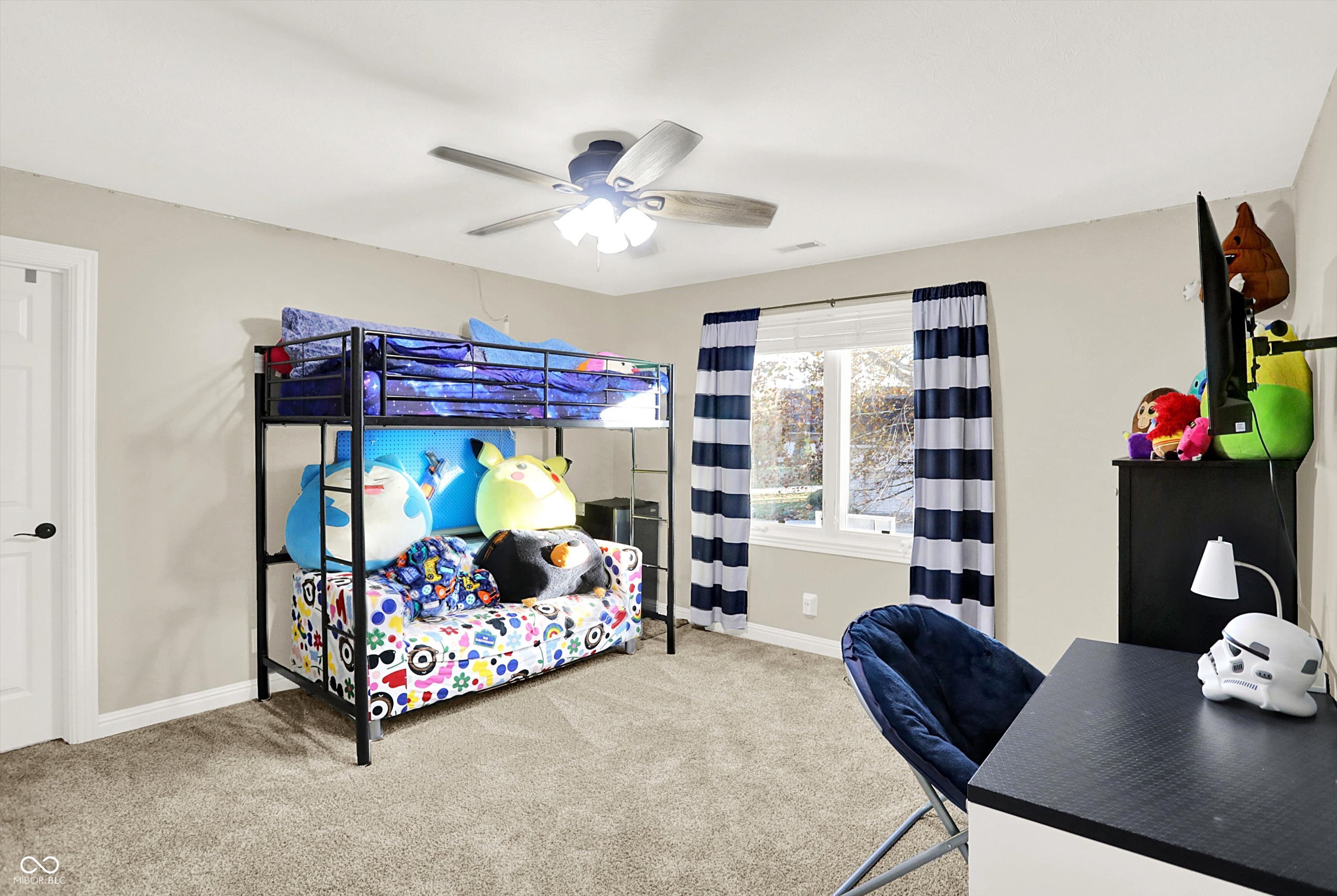 Fishers, Indiana, 46037, United States, 6 Bedrooms Bedrooms, ,5 BathroomsBathrooms,Residential,For Sale,1992348