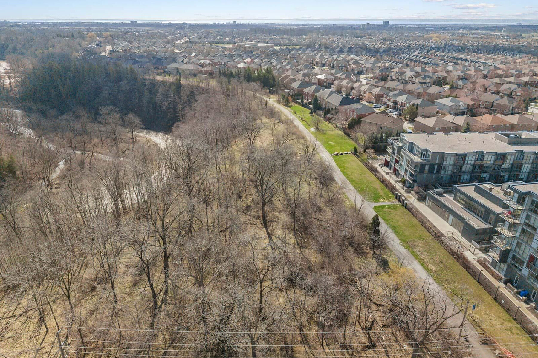 Burlington, Greater Toronto Area - 物件實景