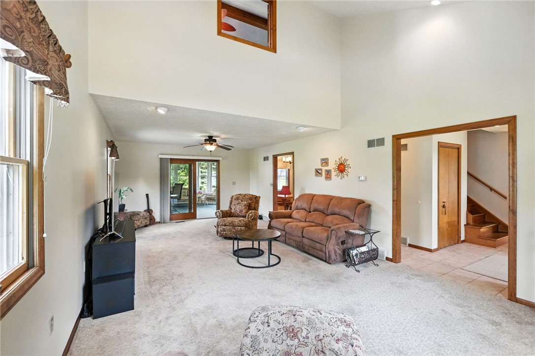 Adams Twp, Pennsylvania, 16046, United States, 3 Bedrooms Bedrooms, ,3 BathroomsBathrooms,Residential,For Sale,1896519