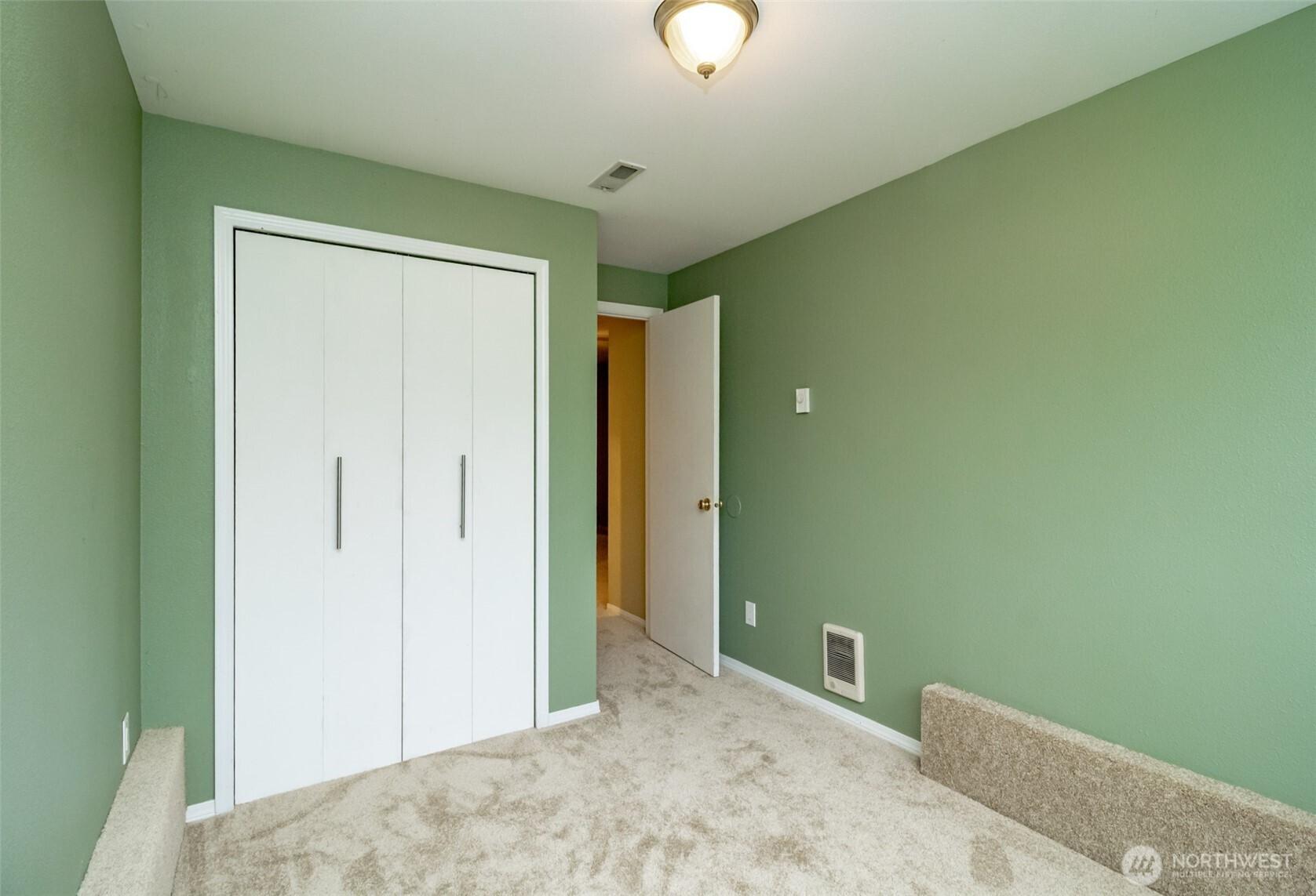 TACOMA, Washington, 98422, United States, 4 Bedrooms Bedrooms, ,3 BathroomsBathrooms,Residential,For Sale,1925185
