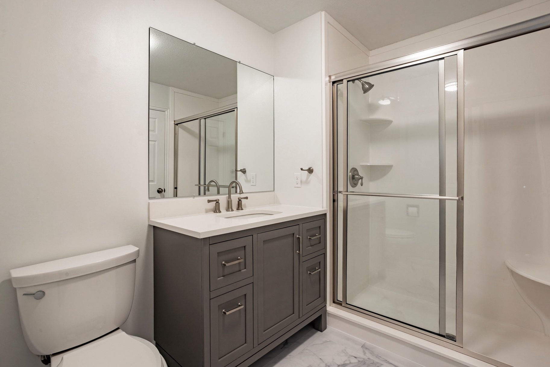  A Large Home in a Sought-After Private Community in East Millcreek - 物件實景