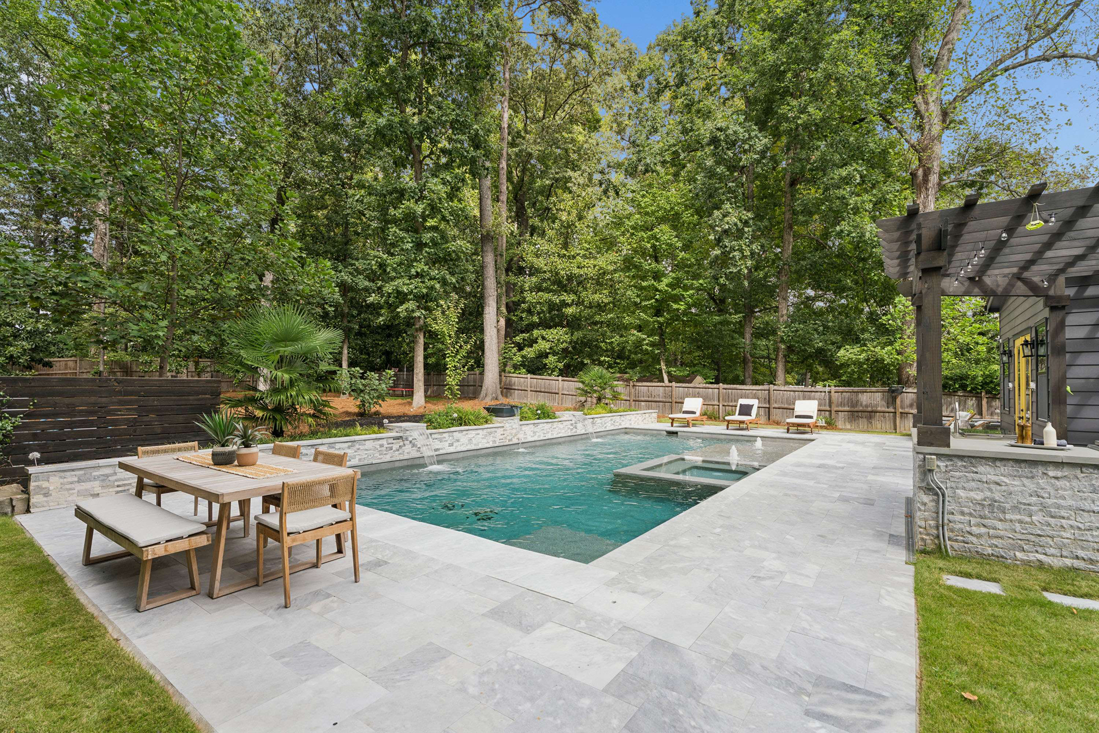  Sophisticated Interiors. Extraordinary Brookhaven Outdoor Living. - 物件實景