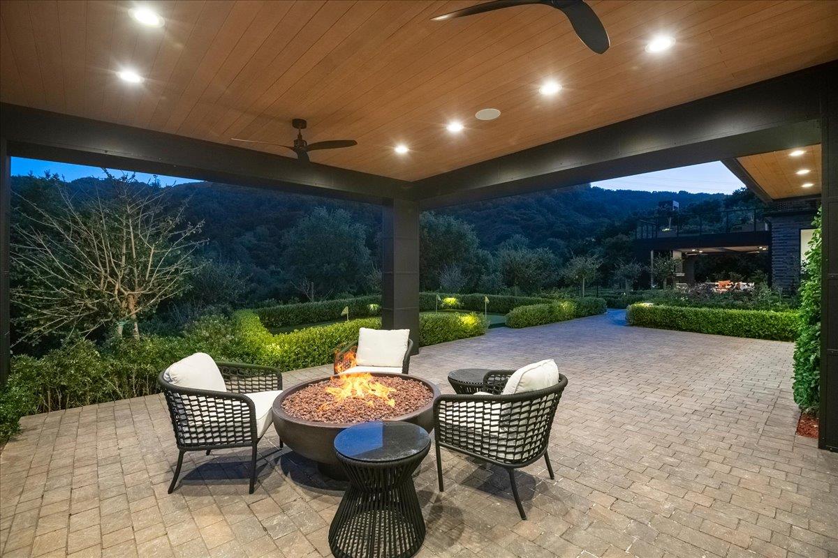 Saratoga, California, 95070, United States, 6 Bedrooms Bedrooms, ,11 BathroomsBathrooms,Residential,For Sale,1971416