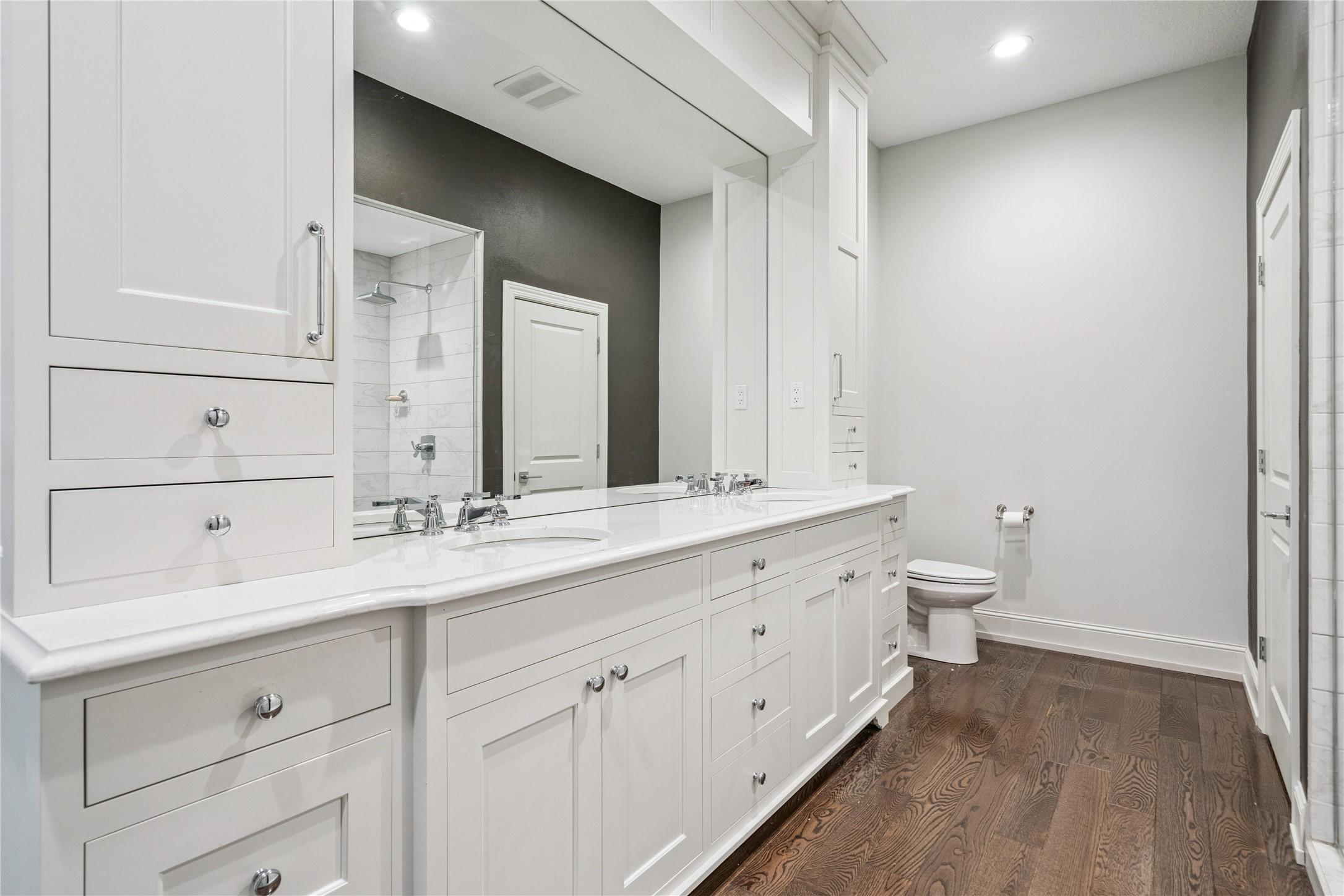 Polk City, Iowa, 50226, United States, 5 Bedrooms Bedrooms, ,5 BathroomsBathrooms,Residential,For Sale,1977083