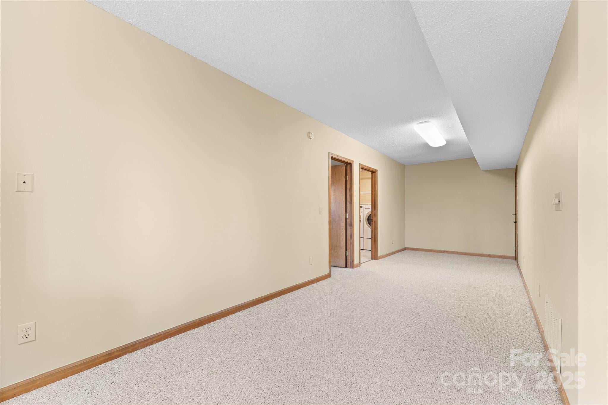 Maggie Valley, North Carolina, 28751, United States, 3 Bedrooms Bedrooms, ,3 BathroomsBathrooms,Residential,For Sale,1976067