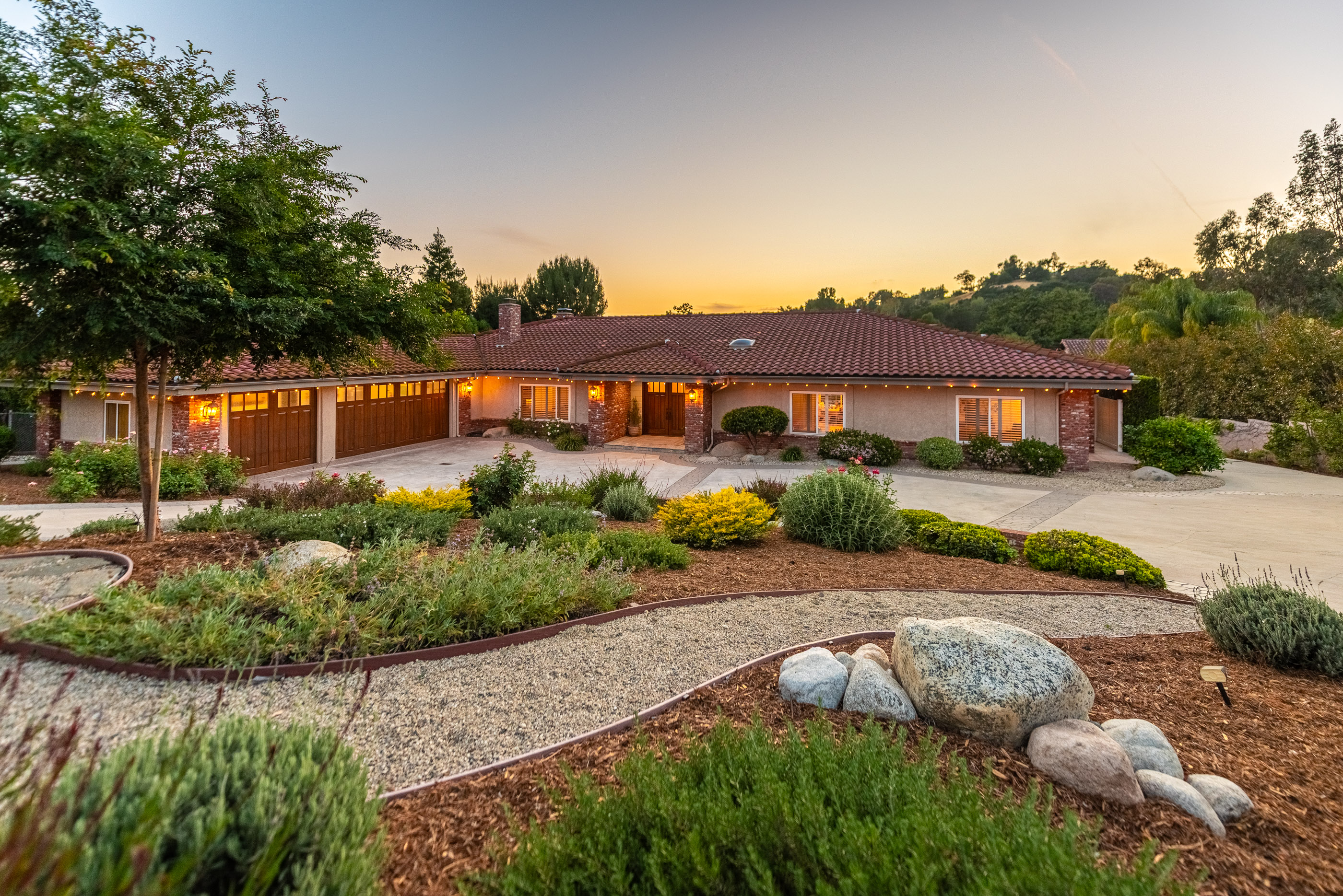  Sprawling Estate in Old Agoura - 物件實景
